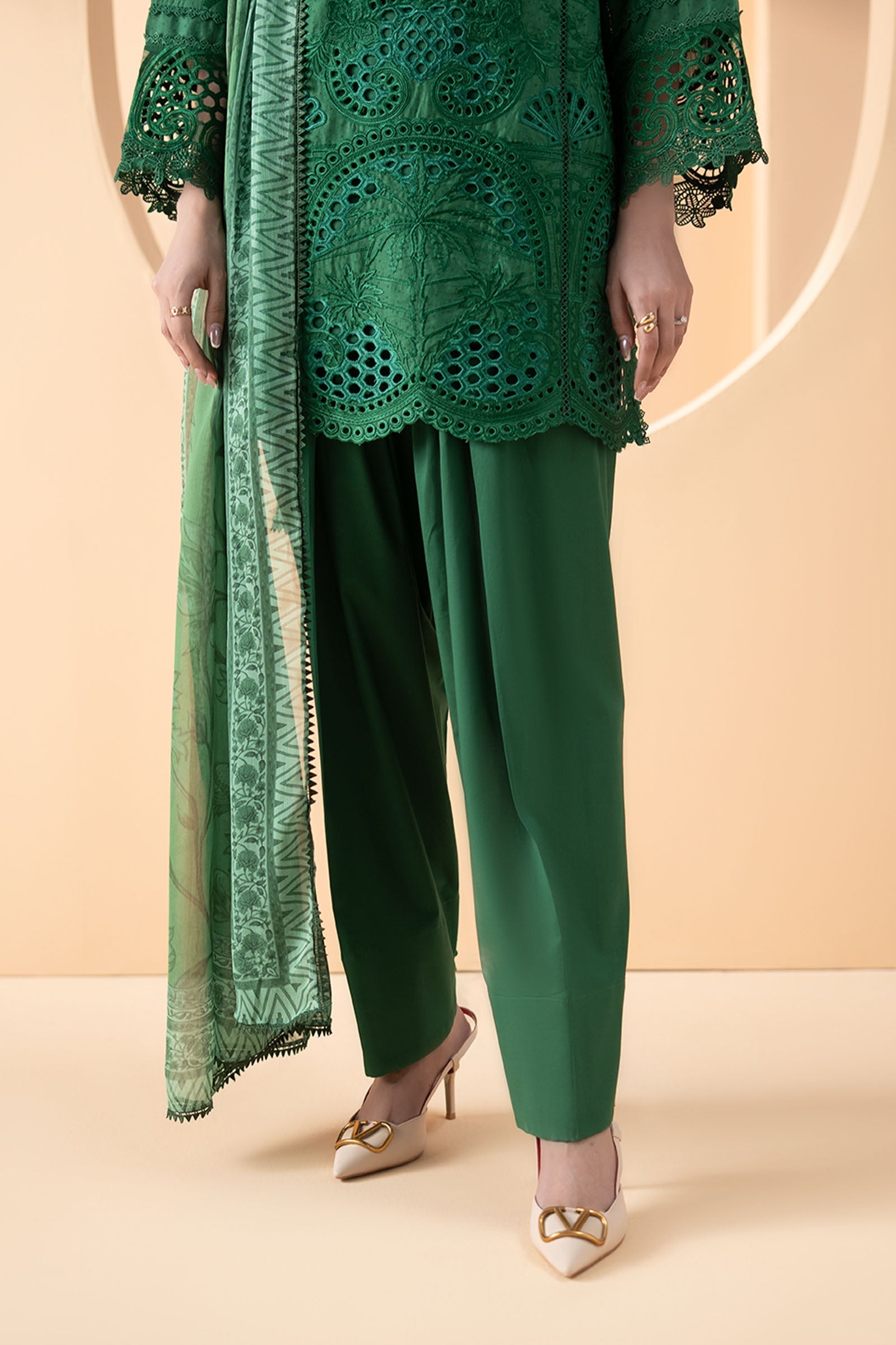 Maria B | Eid Collection 26 | 3 Piece Embroidered Dobby Lawn Suit - House Of Hania