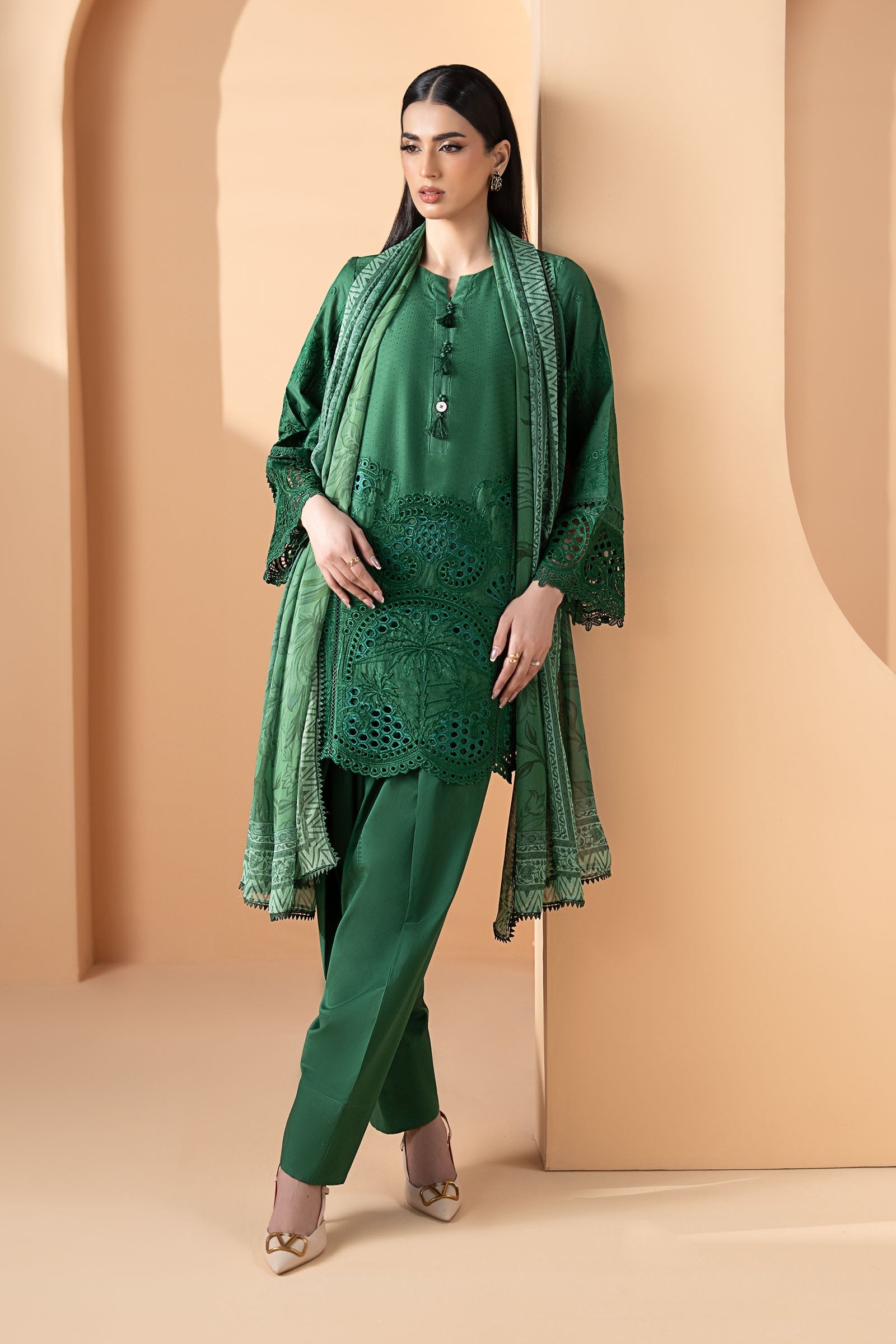 Maria B | Eid Collection 26 | 3 Piece Embroidered Dobby Lawn Suit - House Of Hania