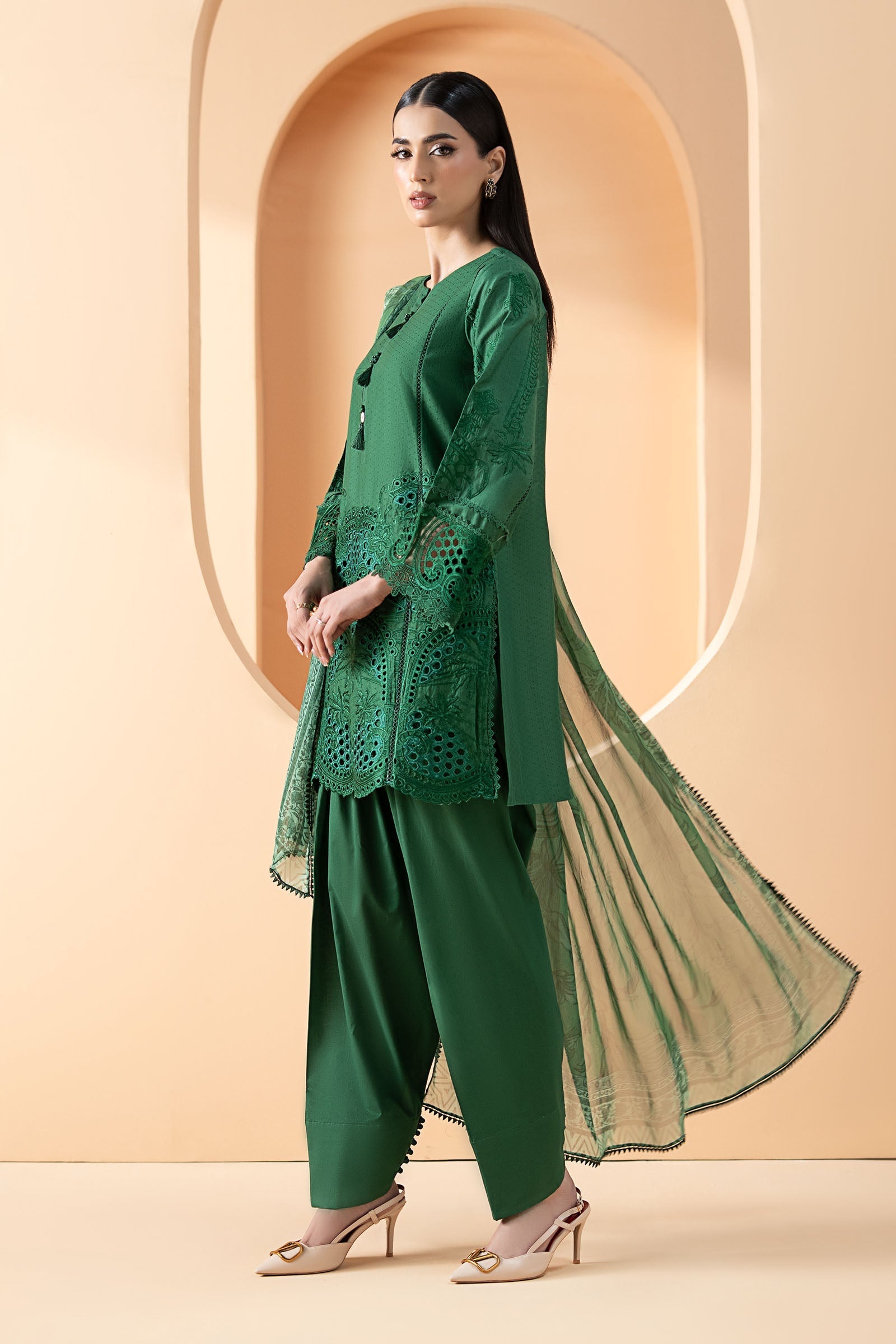 Maria B | Eid Collection 26 | 3 Piece Embroidered Dobby Lawn Suit - House Of Hania