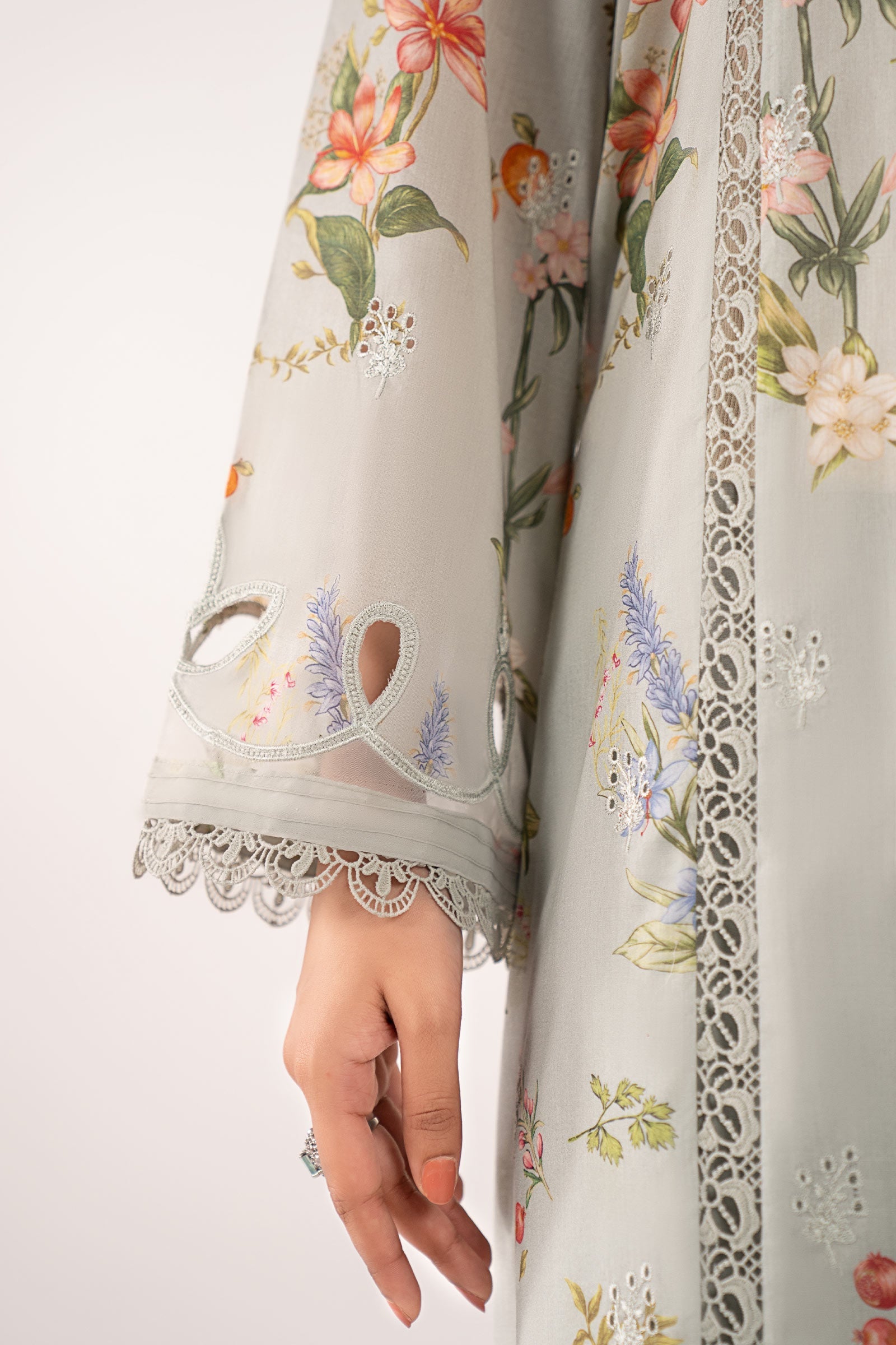 Maria B | Eid Collection 26 | 3 Piece Embroidered Lawn Suit - House Of Hania