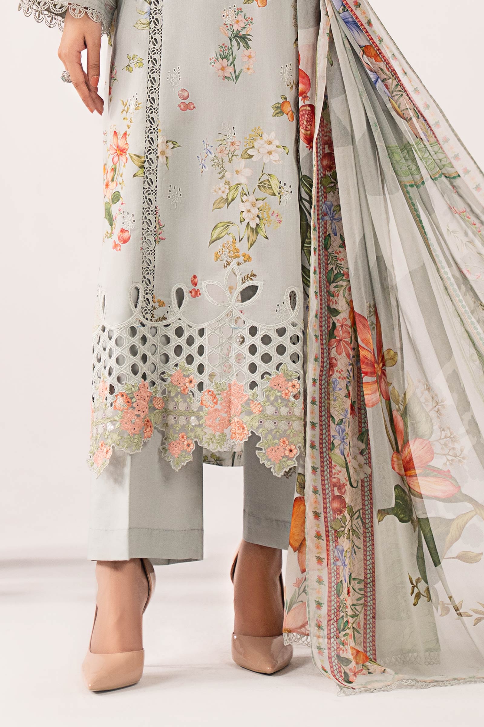 Maria B | Eid Collection 26 | 3 Piece Embroidered Lawn Suit - House Of Hania