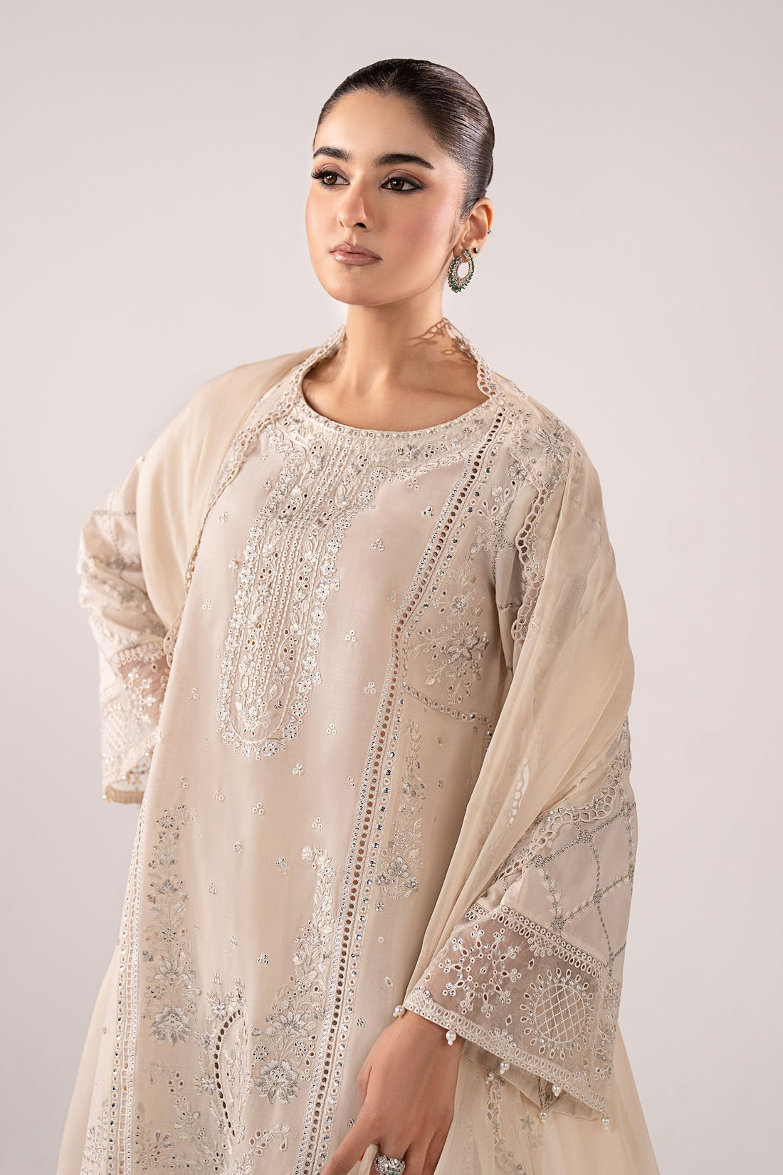 Maria B | Eid Collection 26 | 3 Piece Embroidered Lawn Suit - House Of Hania