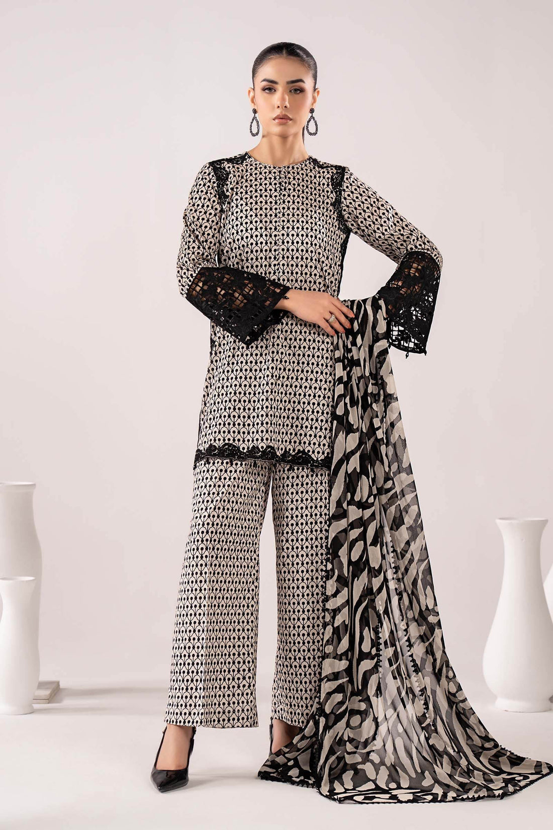Maria B | Eid Collection 26 | 3 Piece Embroidered Lawn Suit - House Of Hania