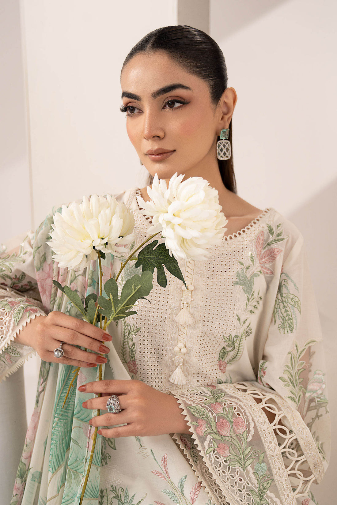 Maria B | Eid Collection 26 | 3 Piece Embroidered Lawn Suit - House Of Hania
