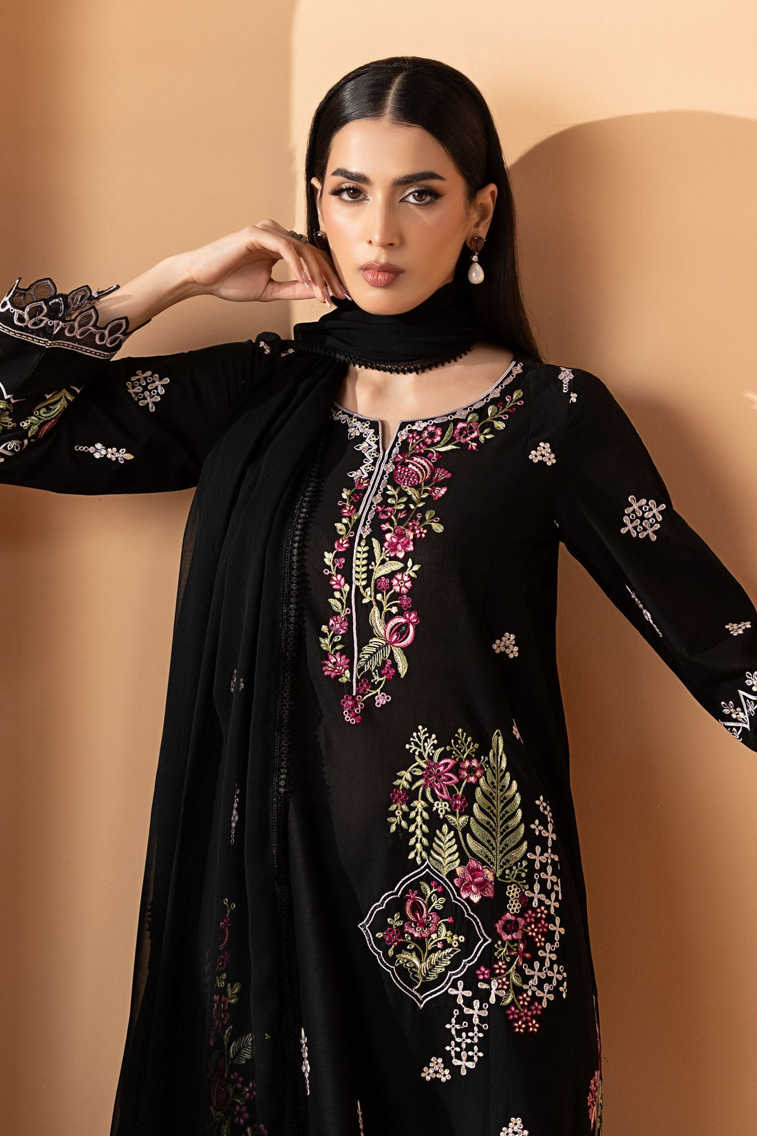 Maria B | Eid Collection 26 | 3 Piece Embroidered Lawn Suit - House Of Hania
