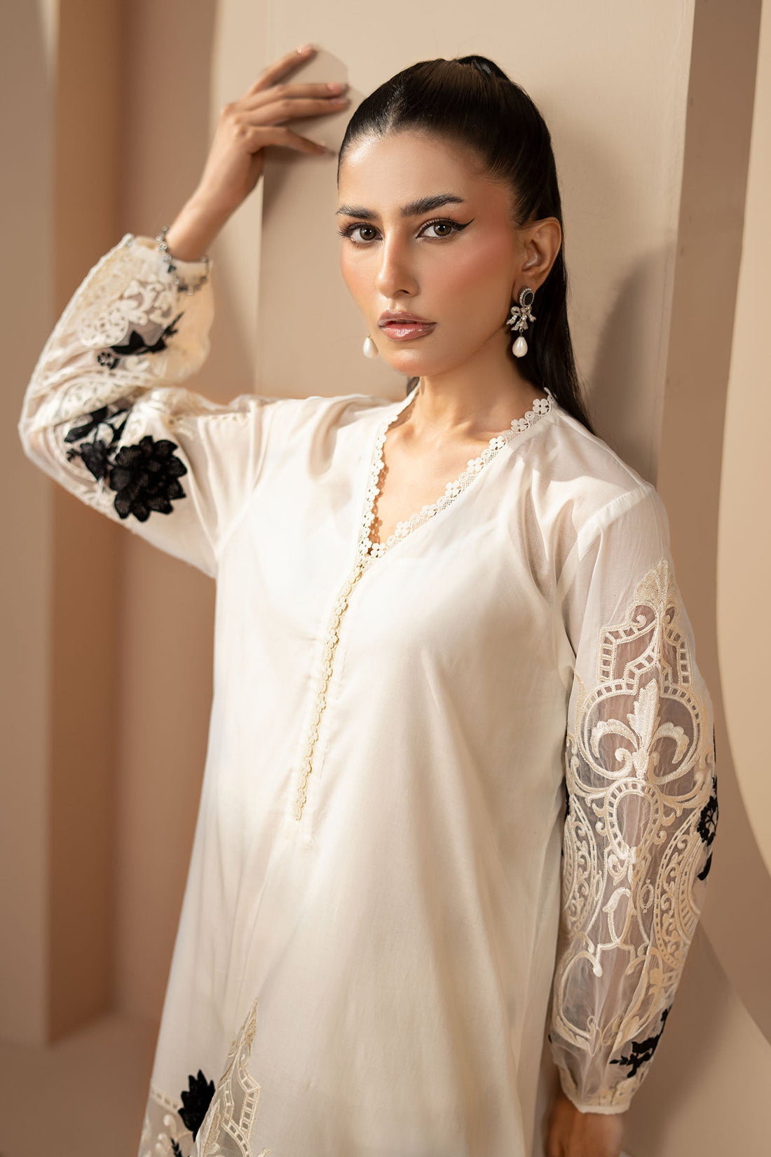Maria B | Eid Collection 26 | 3 Piece Embroidered Lawn Suit - House Of Hania