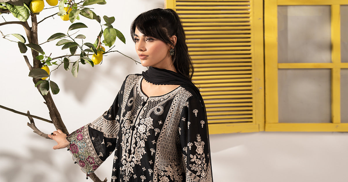 Maria B | Eid Collection 26 | 3 Piece Embroidered Lawn Suit - House Of Hania
