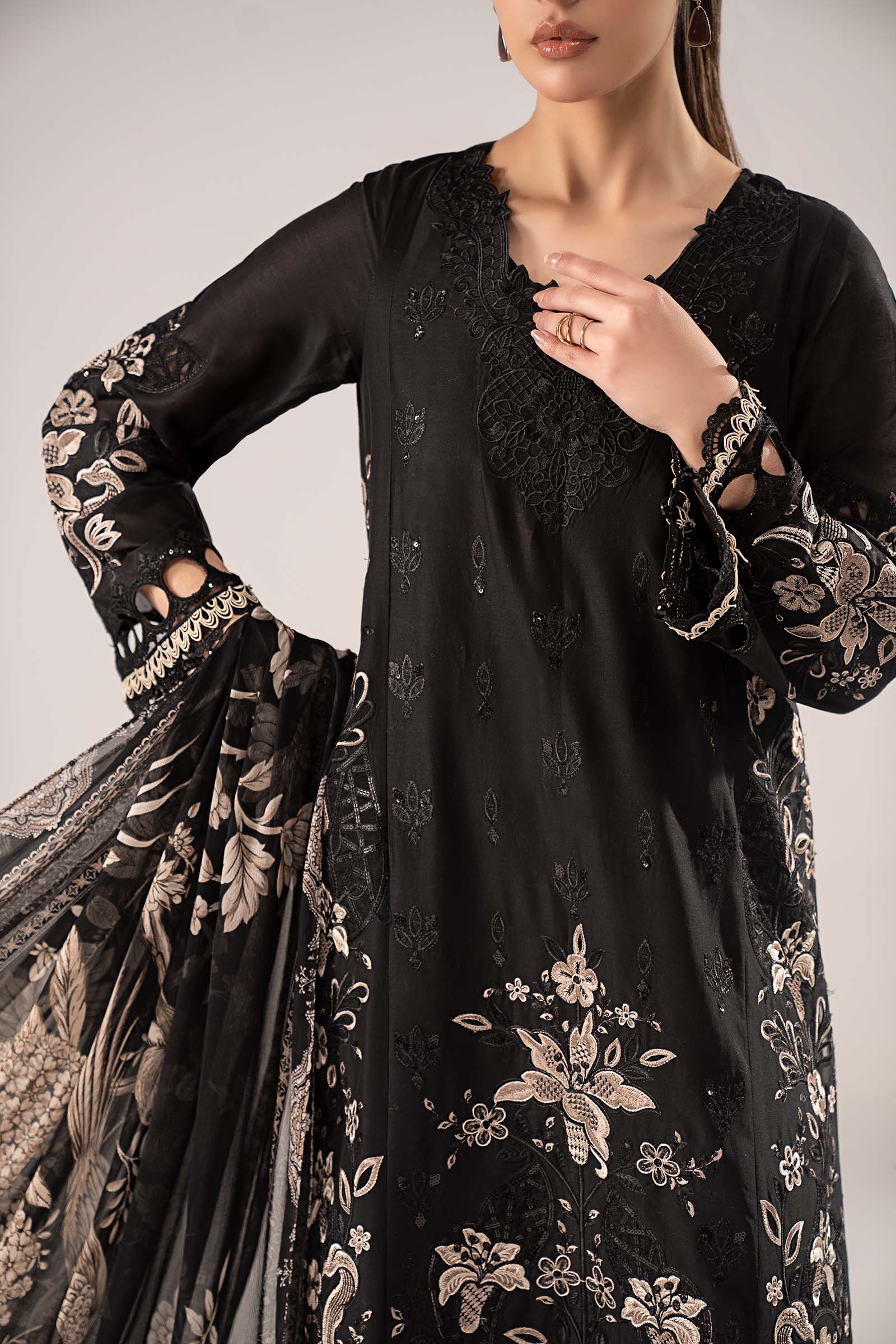 Maria B | Eid Collection 26 | 3 Piece Embroidered Lawn Suit - House Of Hania