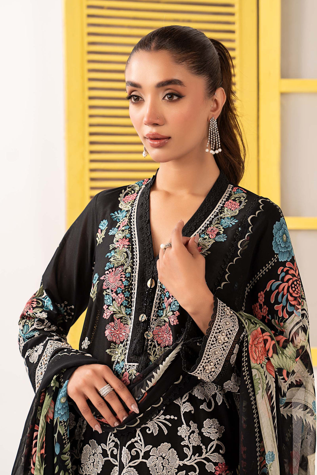 Maria B | Eid Collection 26 | 3 Piece Embroidered Lawn Suit - House Of Hania