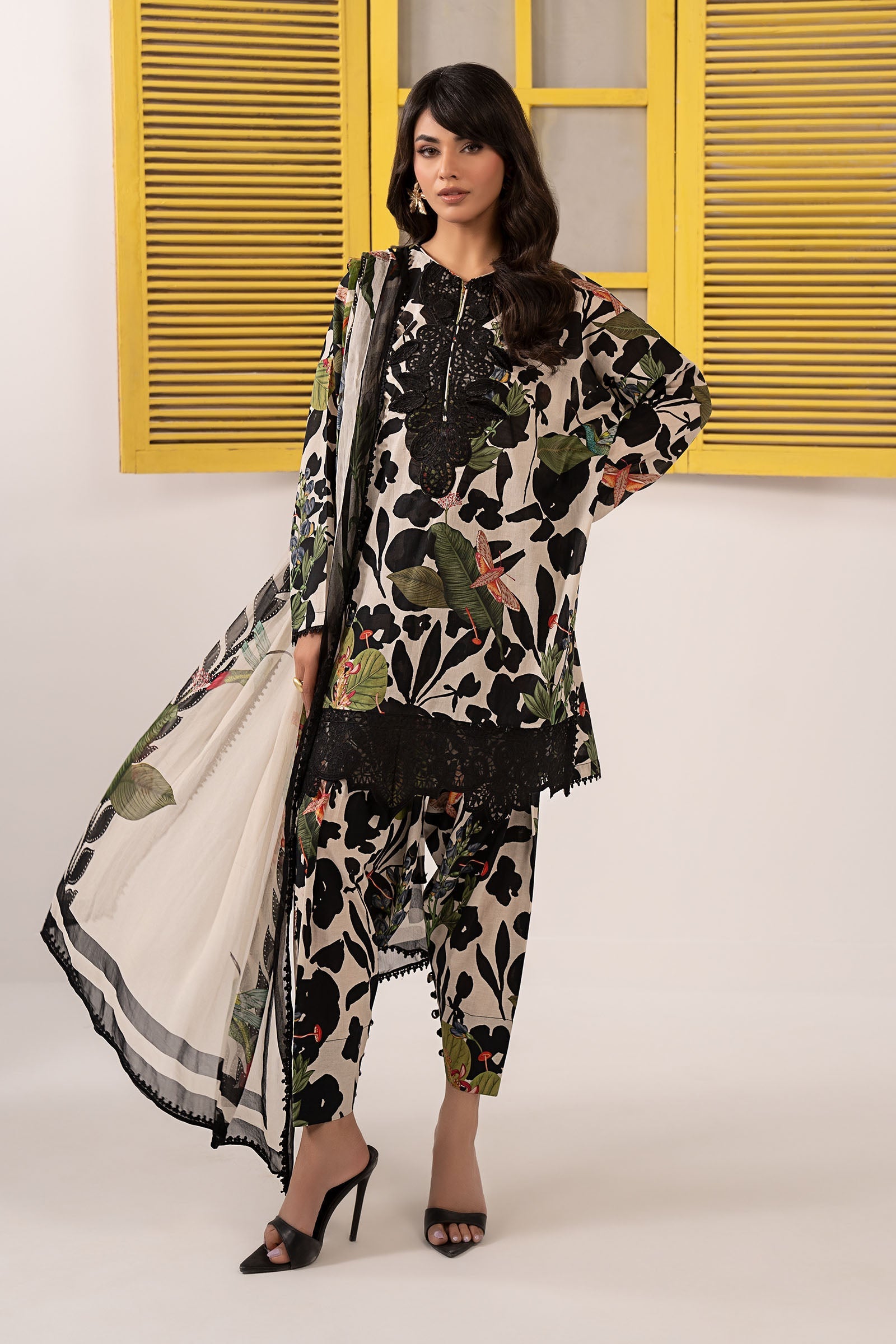 Maria B | Eid Collection 26 | 3 Piece Embroidered Lawn Suit - House Of Hania