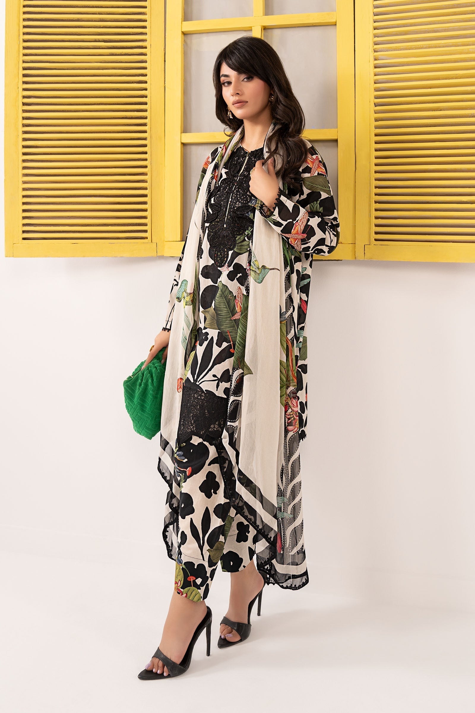 Maria B | Eid Collection 26 | 3 Piece Embroidered Lawn Suit - House Of Hania