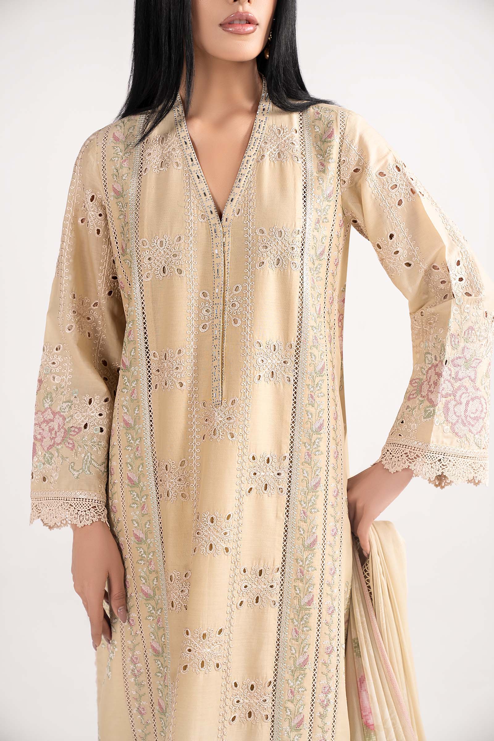 Maria B | Eid Collection 26 | 3 Piece Embroidered Lawn Suit - House Of Hania