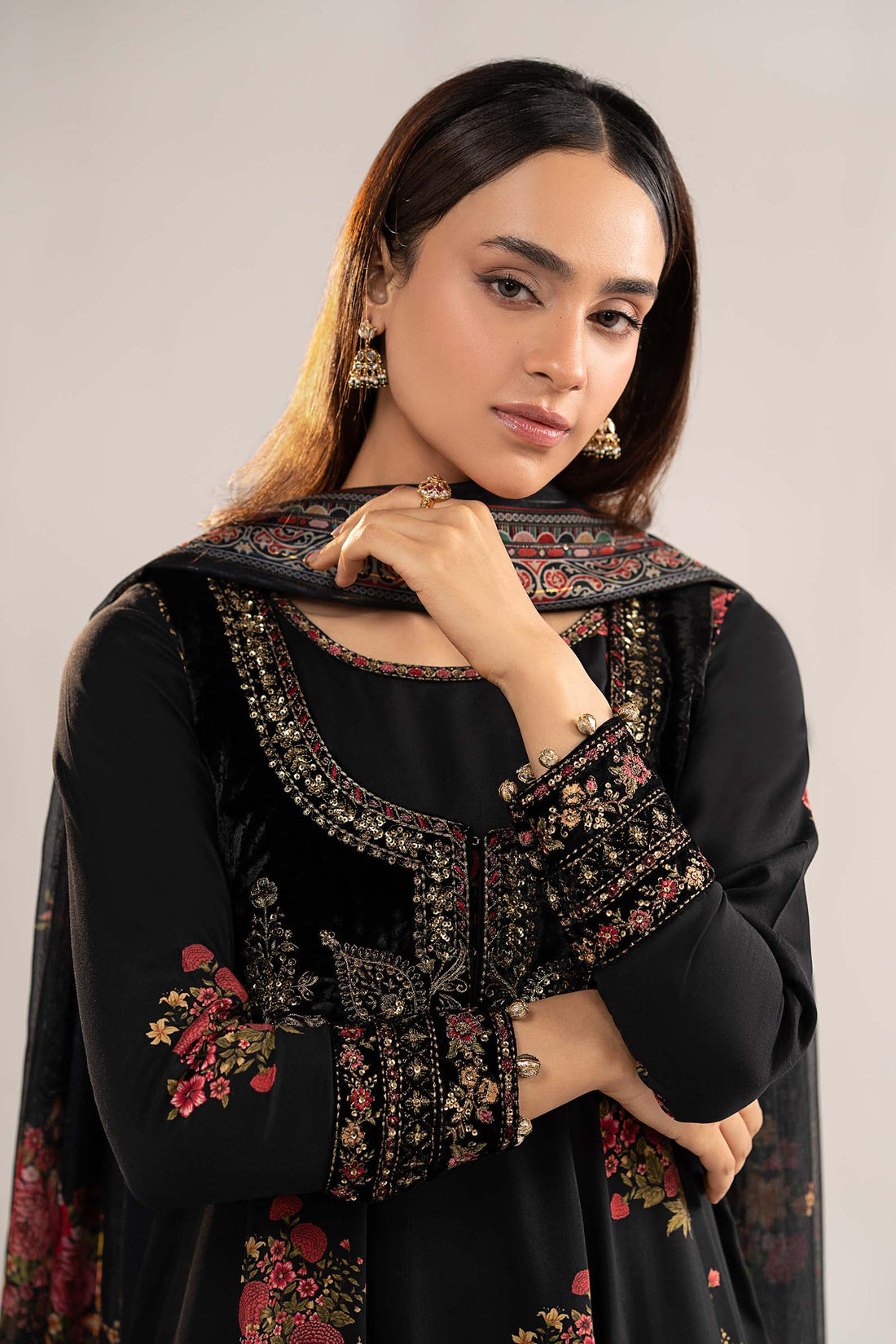 Maria B | Eid Collection 26 | 3 Piece Embroidered Linen Suit - House Of Hania