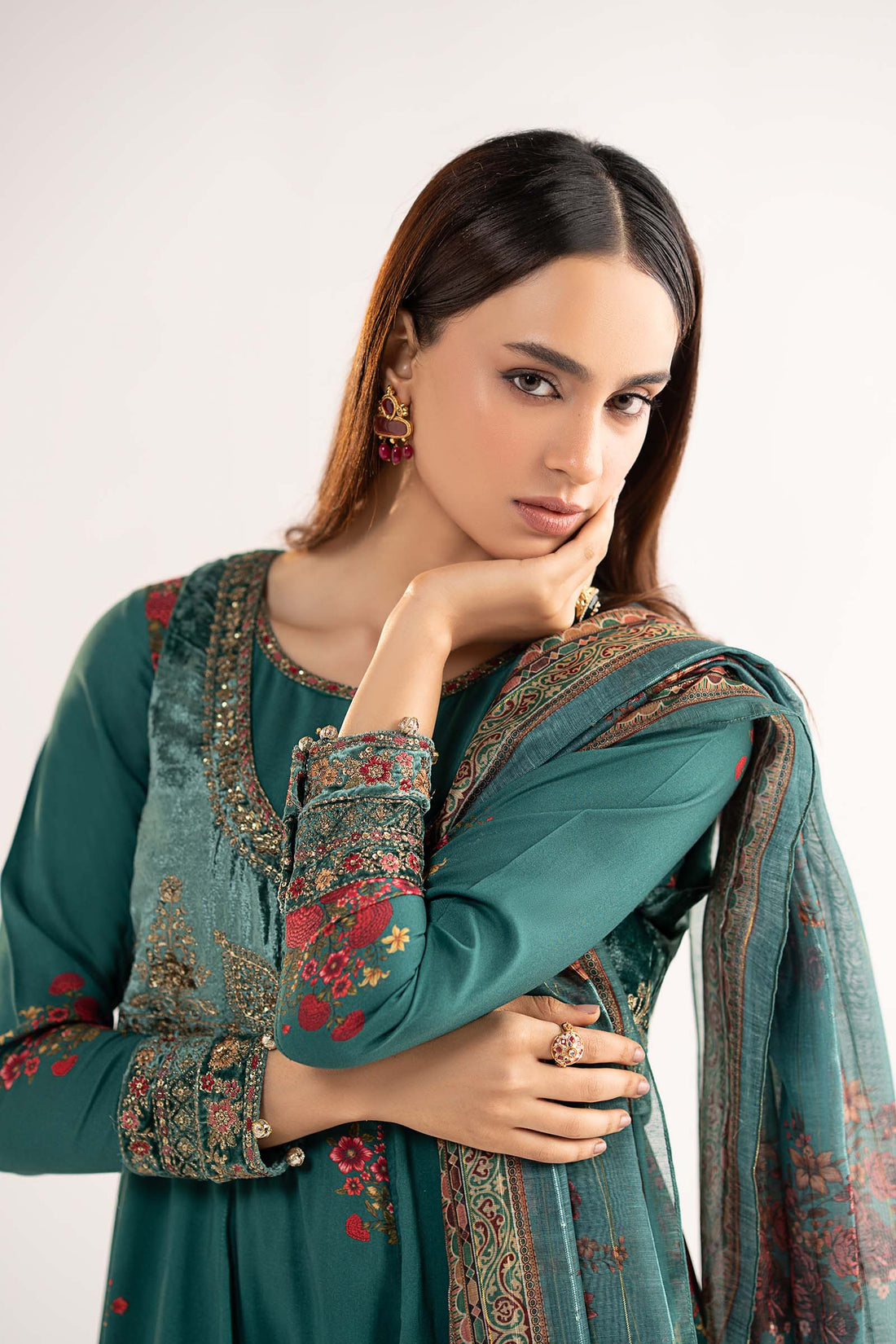 Maria B | Eid Collection 26 | 3 Piece Embroidered Linen Suit - House Of Hania