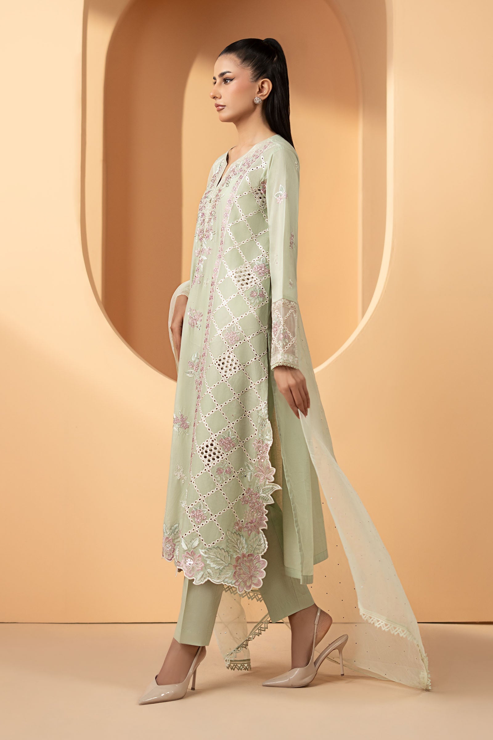 Maria B | Eid Collection 26 | DW-EF26-103 - House Of Hania