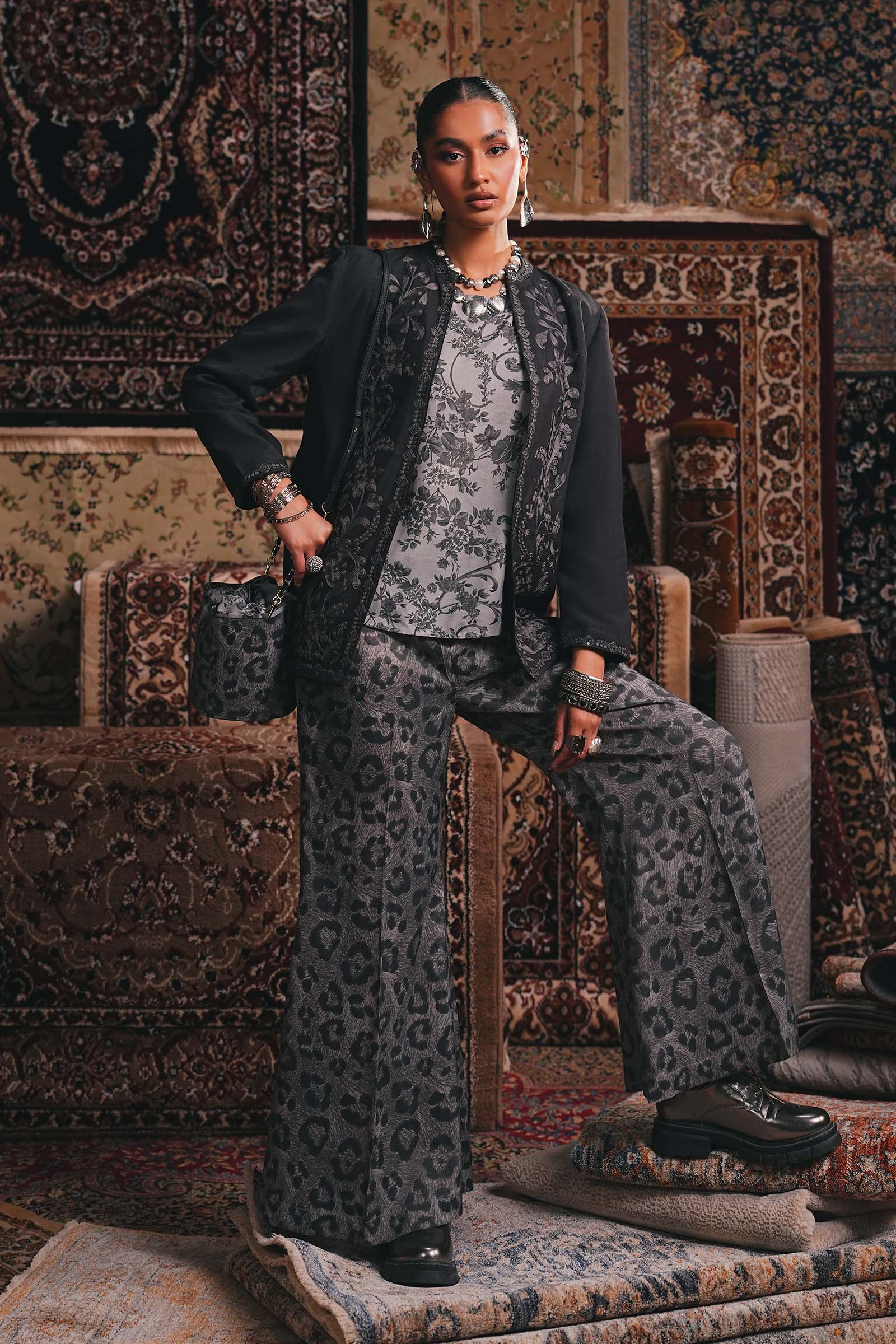 Maria B | Eid Collection 26 | Embroidered Pk Raw Silk Jacket Set - House Of Hania