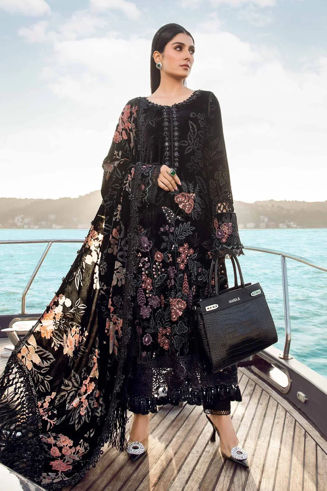Maria B | Linen 23 | Black DL-1102 - House Of Hania