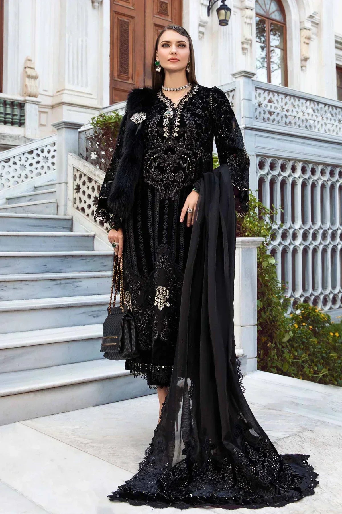 Maria B | Linen 23 | Black & Gold DL-1111 - House Of Hania