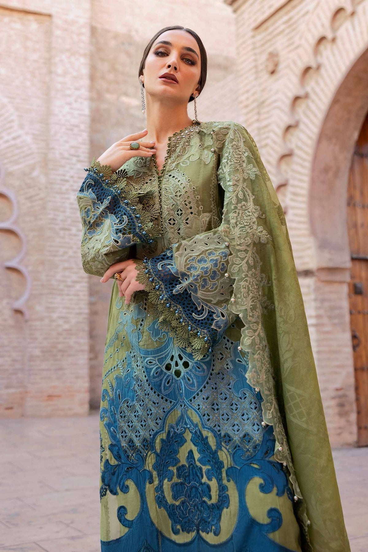Maria B | Luxury Lawn 25 | D-2501-A - House Of Hania