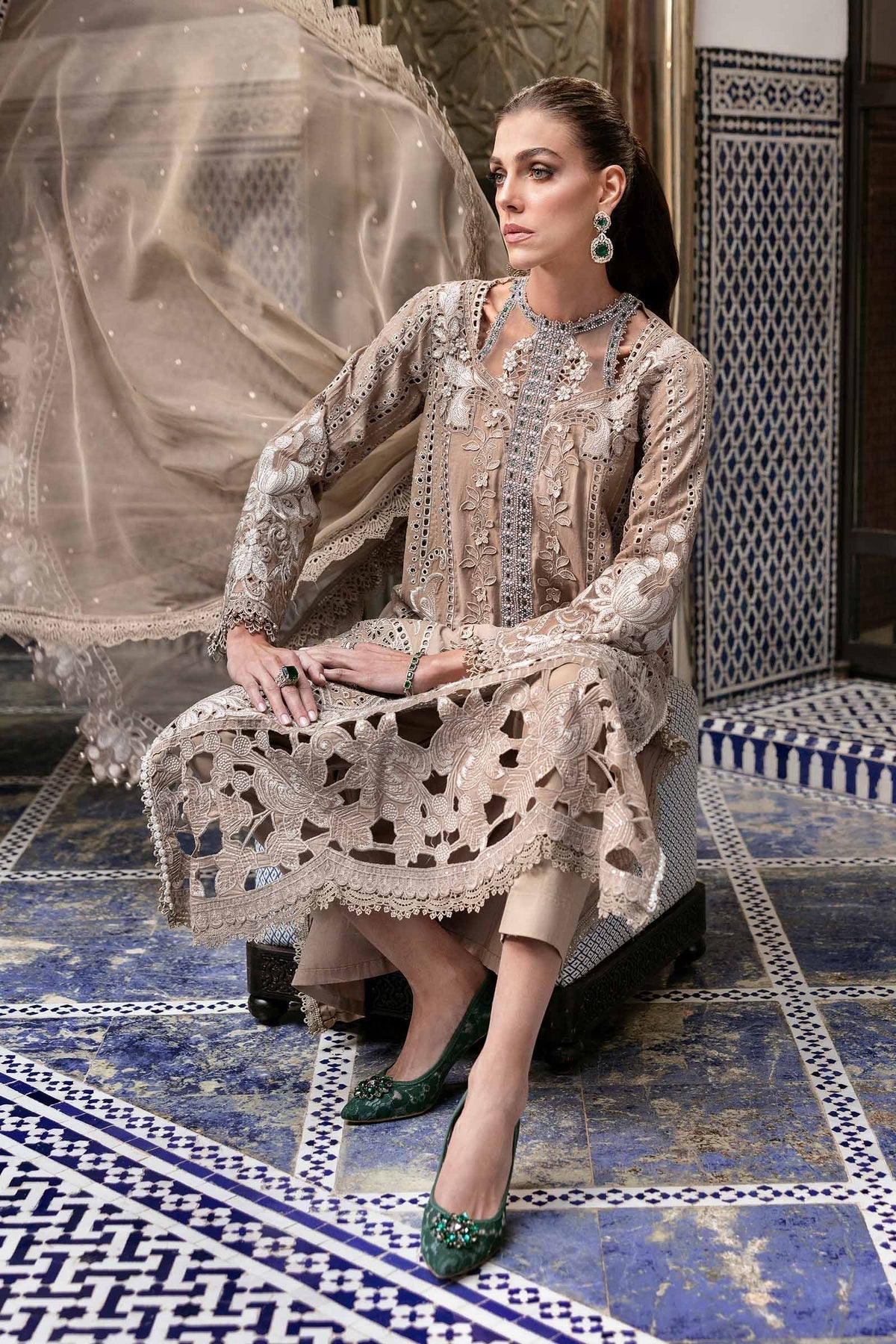 Maria B | Luxury Lawn 25 | D-2502-A - House Of Hania
