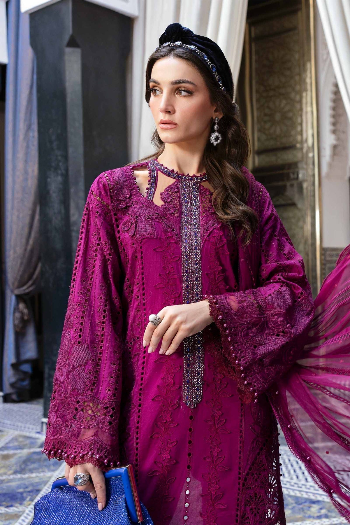 Maria B | Luxury Lawn 25 | D-2502-B - House Of Hania
