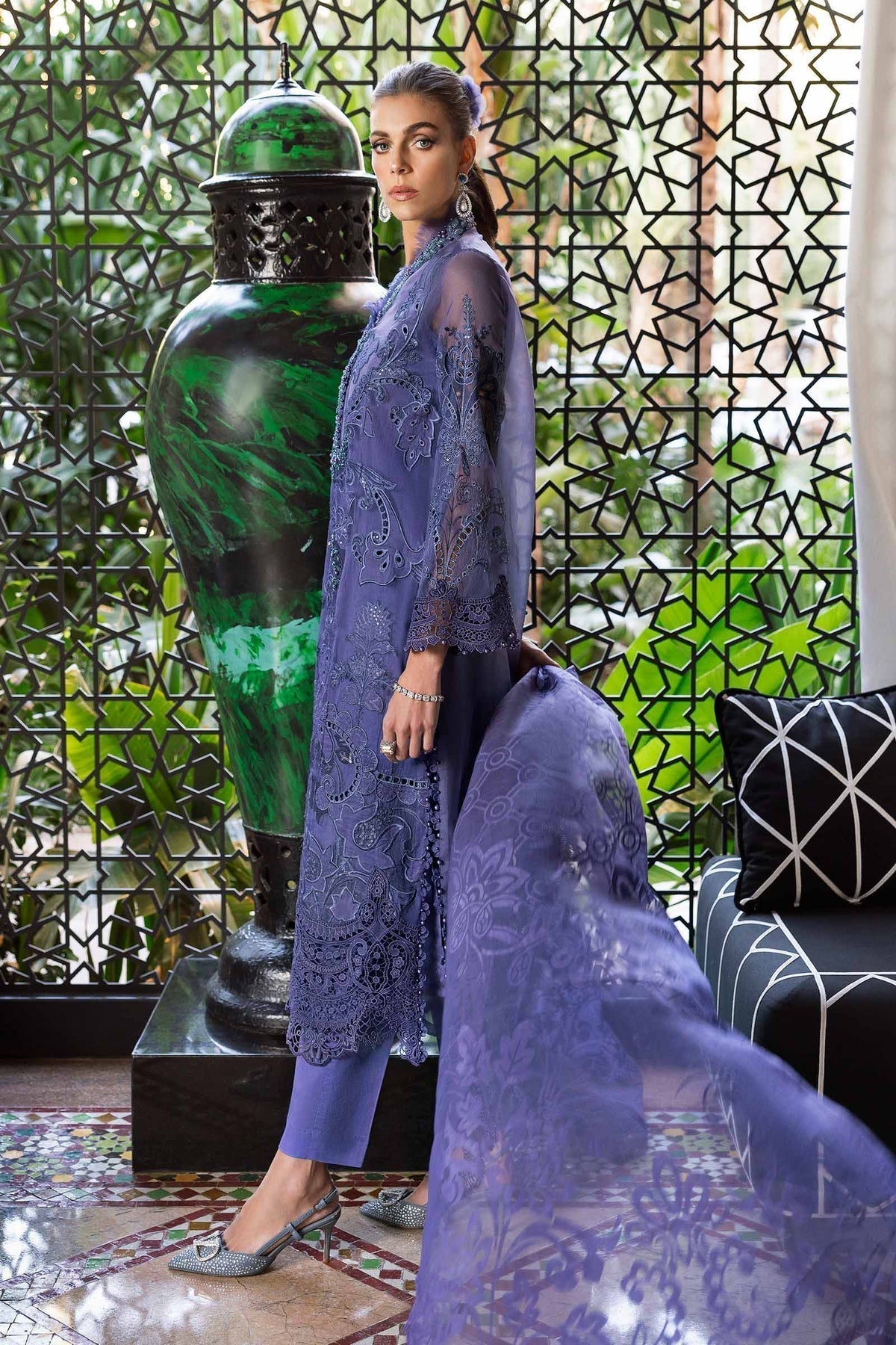 Maria B | Luxury Lawn 25 | D-2506-B - House Of Hania