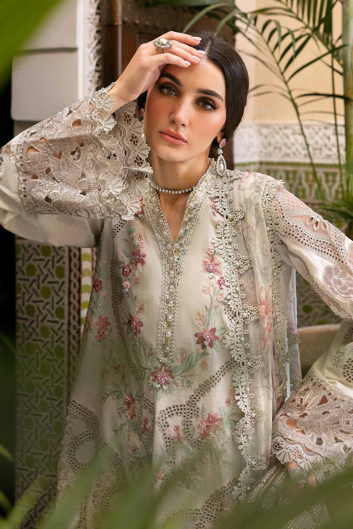 Maria B | Luxury Lawn 25 | D-2514-B - House Of Hania