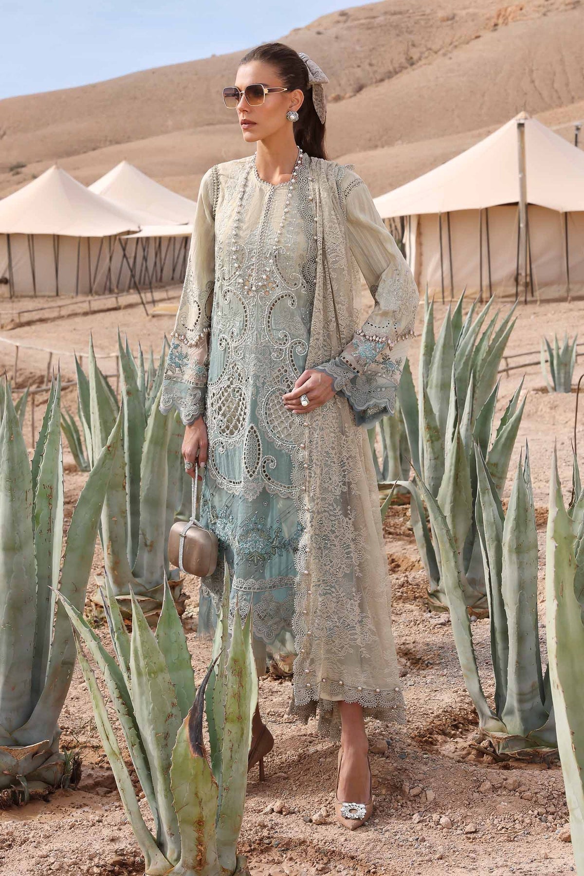 Maria B | Luxury Lawn 25 | D-2515-B - House Of Hania