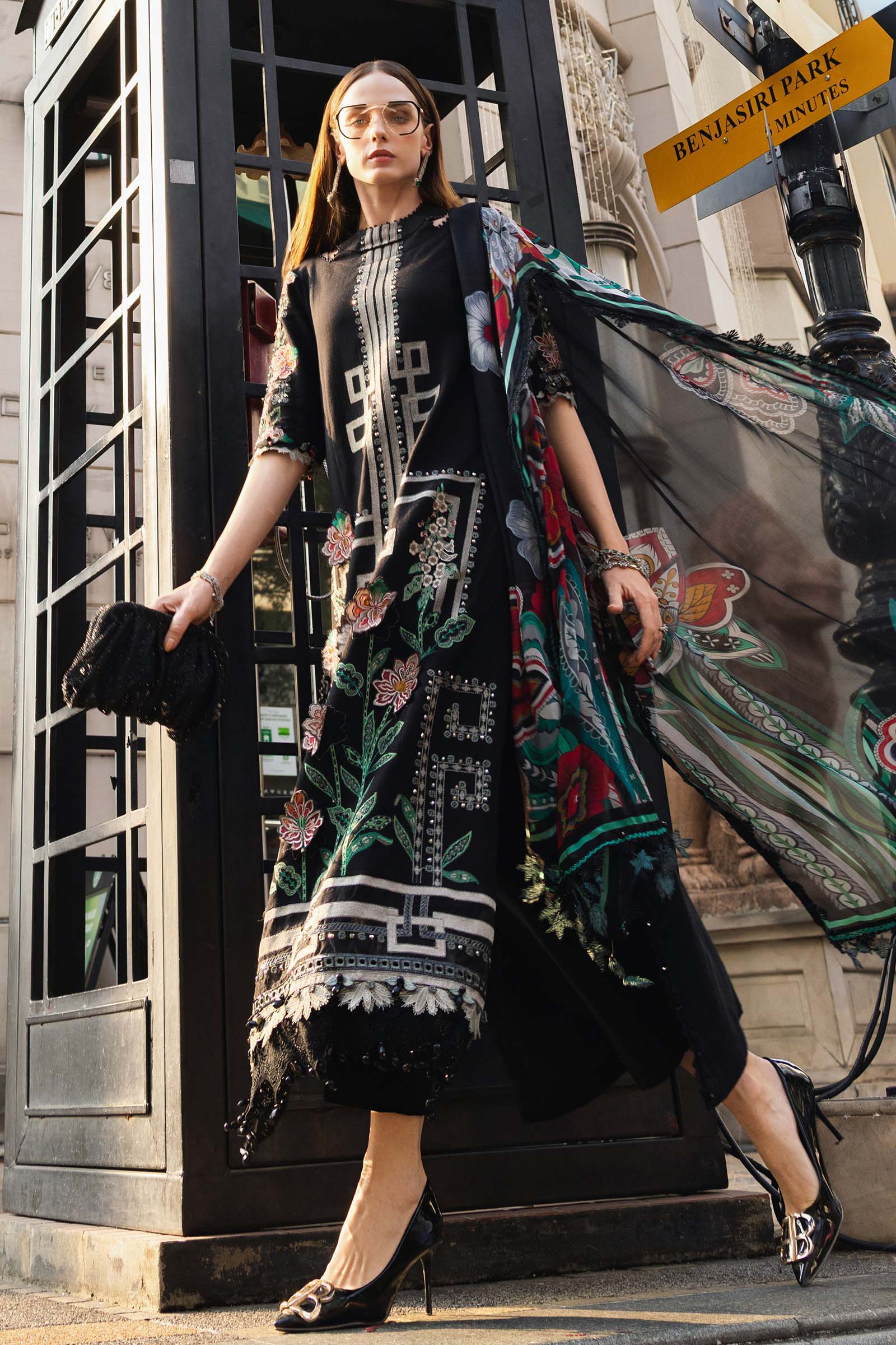 Maria B | Luxury Lawn 26 | 3 Piece Embroidered Jacquard Lawn Suit - House Of Hania