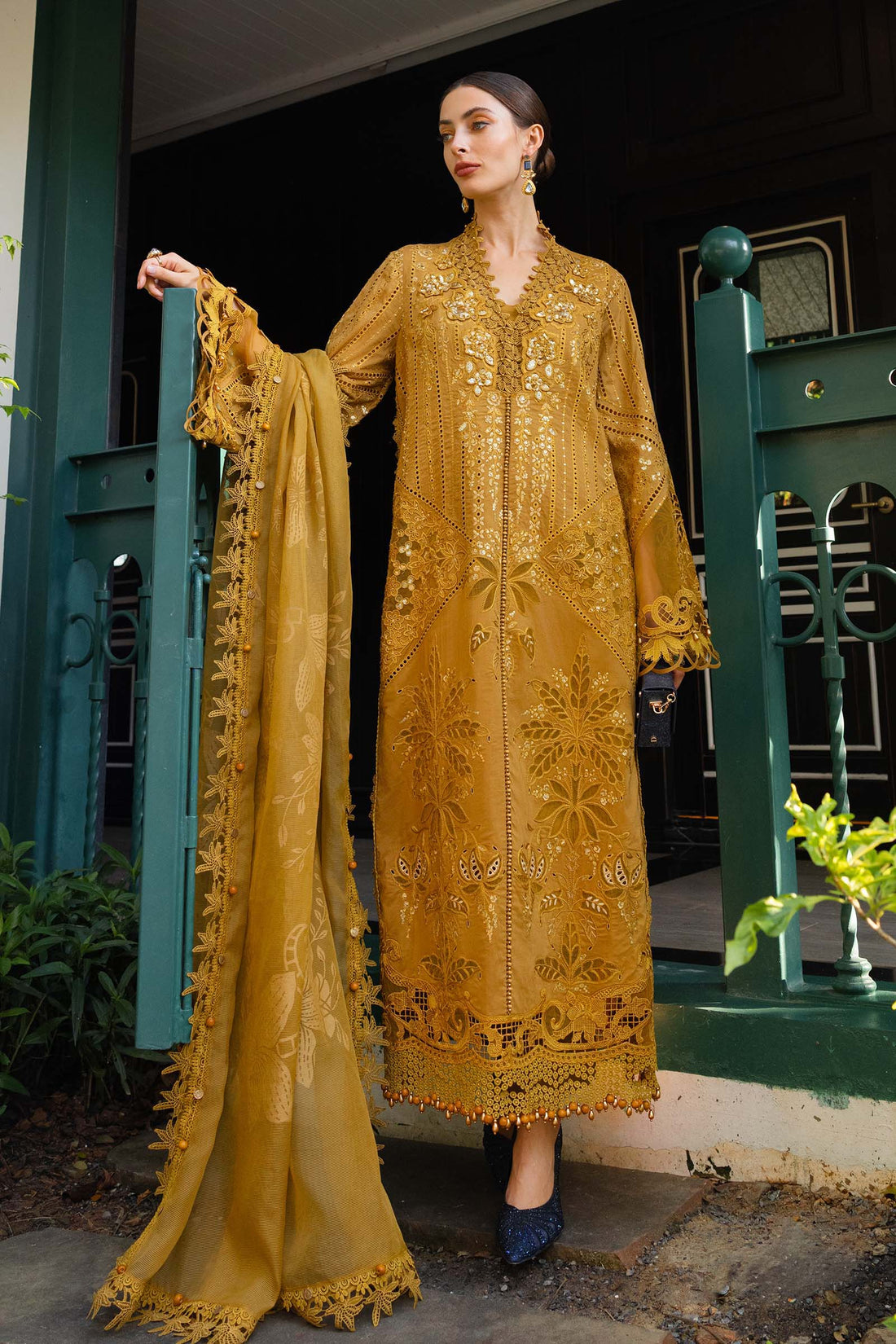 Maria B | Luxury Lawn 26 | 3 Piece Embroidered Lawn Suit - House Of Hania