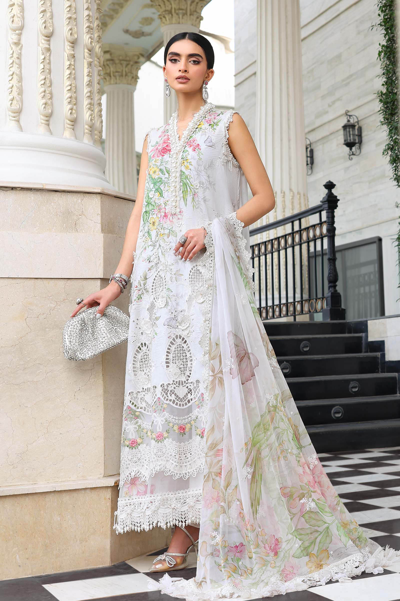 Maria B | Luxury Lawn 26 | 3 Piece Embroidered Lawn Suit - House Of Hania