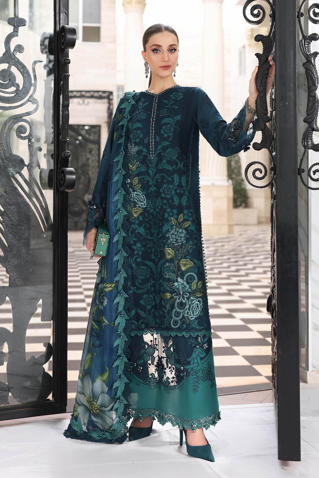 Maria B | Luxury Lawn 26 | 3 Piece Embroidered Lawn Suit - House Of Hania
