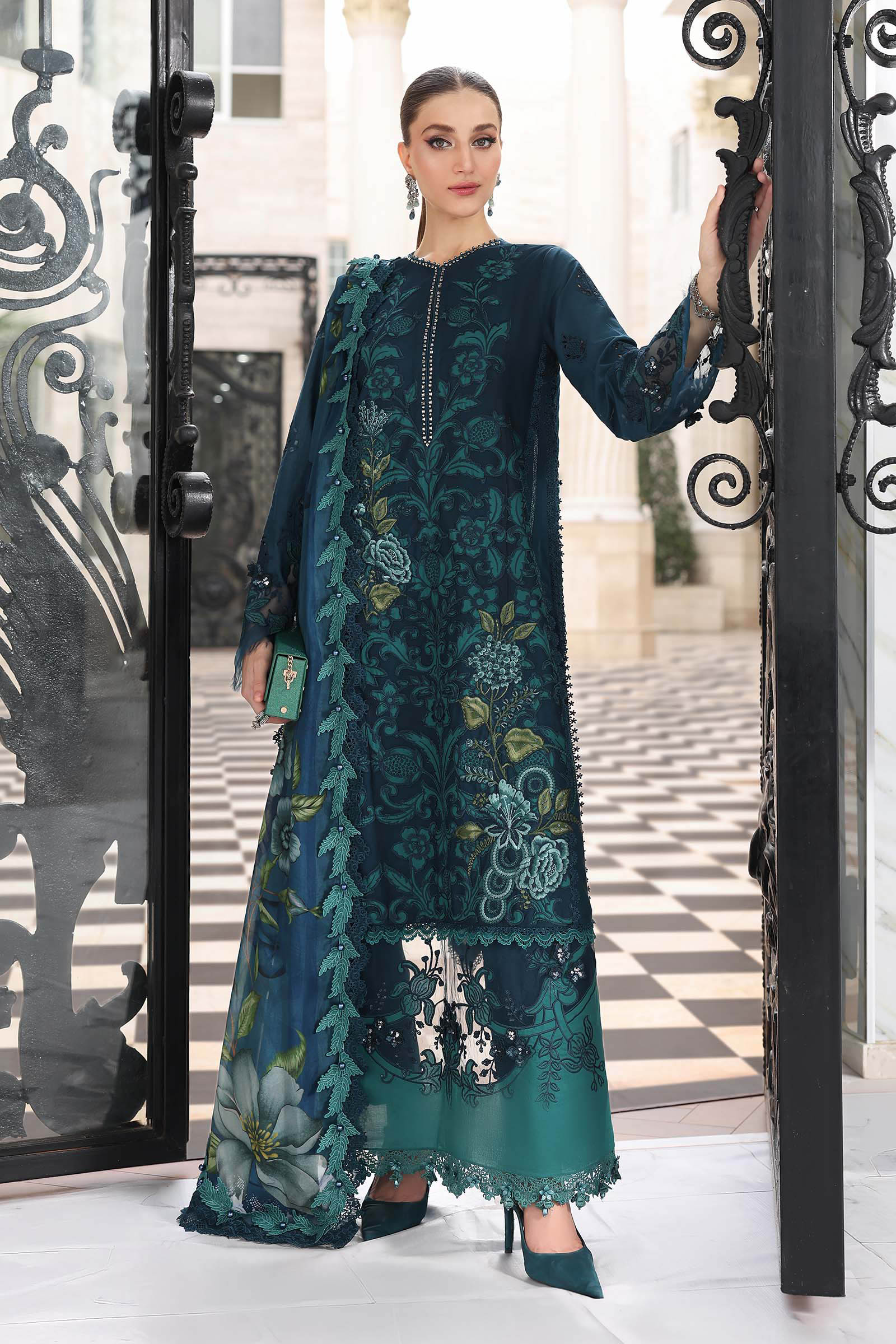 Maria B | Luxury Lawn 26 | 3 Piece Embroidered Lawn Suit - House Of Hania
