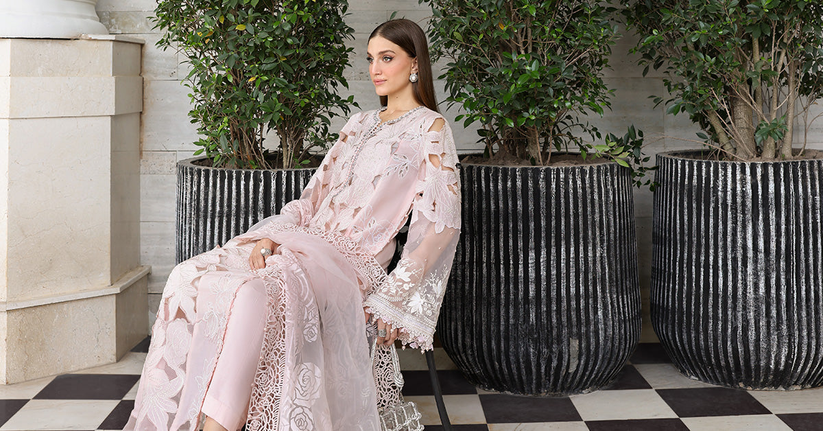 Maria B | Luxury Lawn 26 | 3 Piece Embroidered Lawn Suit - House Of Hania