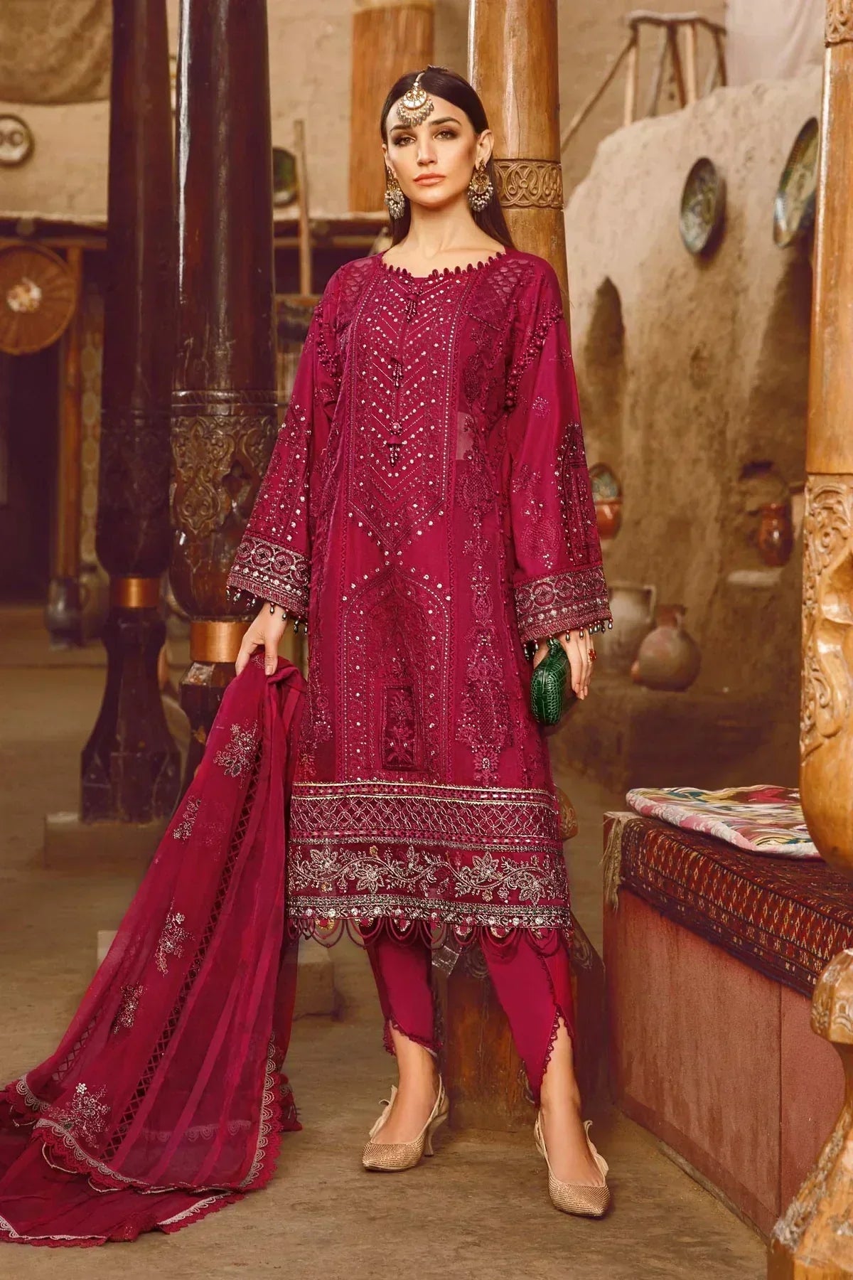 Maria B | Luxury Lawn | D-2311-B - House Of Hania