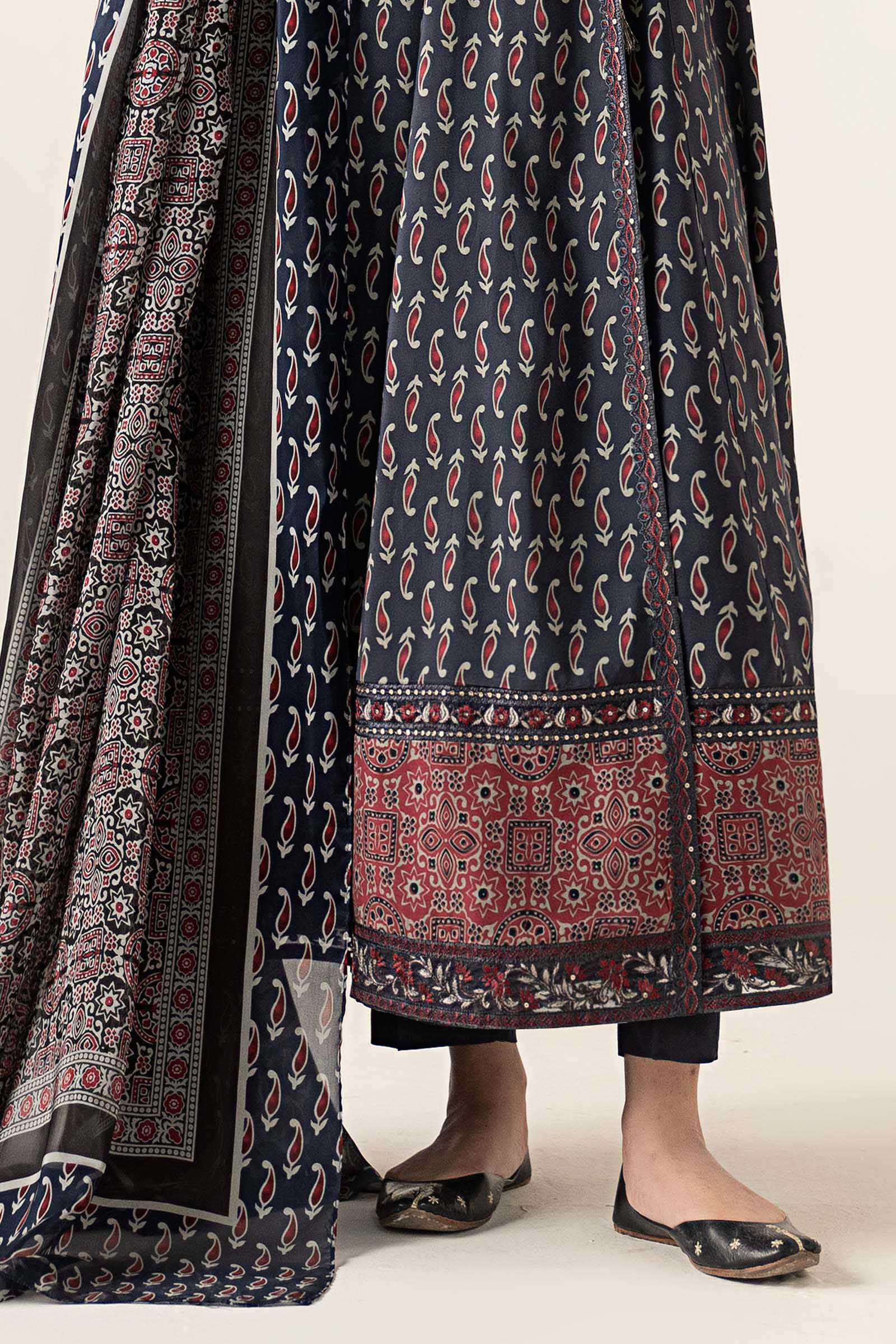 Maria B | Luxury Pret Winter 25 | DW-W25-21 - House Of Hania