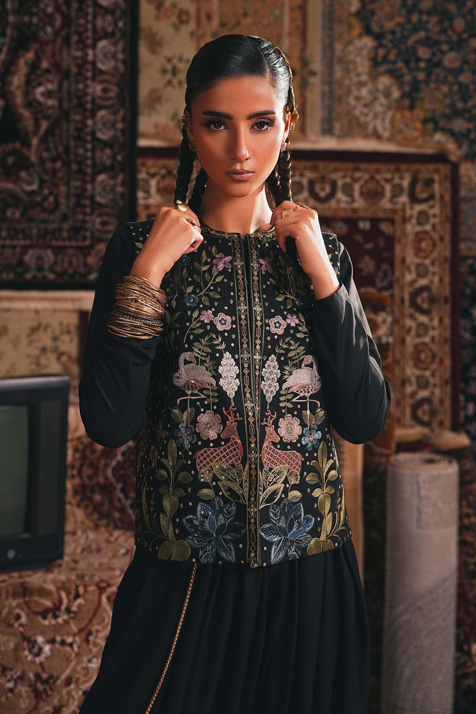 Maria B | Luxury Pret Winter 25 | DW-W25-81 - House Of Hania