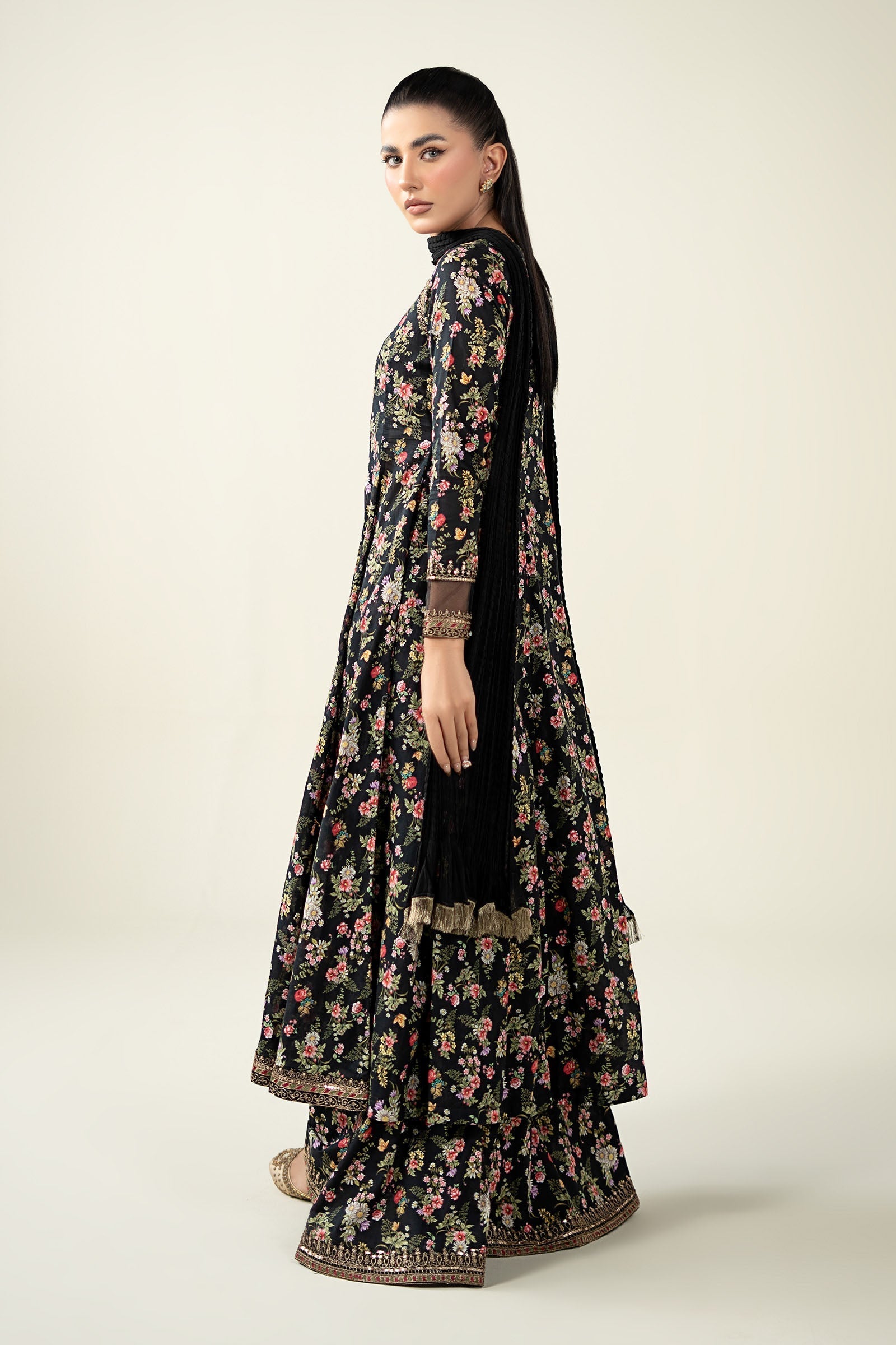 Maria B | Luxury Winter Pret 25 | DW-EA24-81R1-Black - House Of Hania