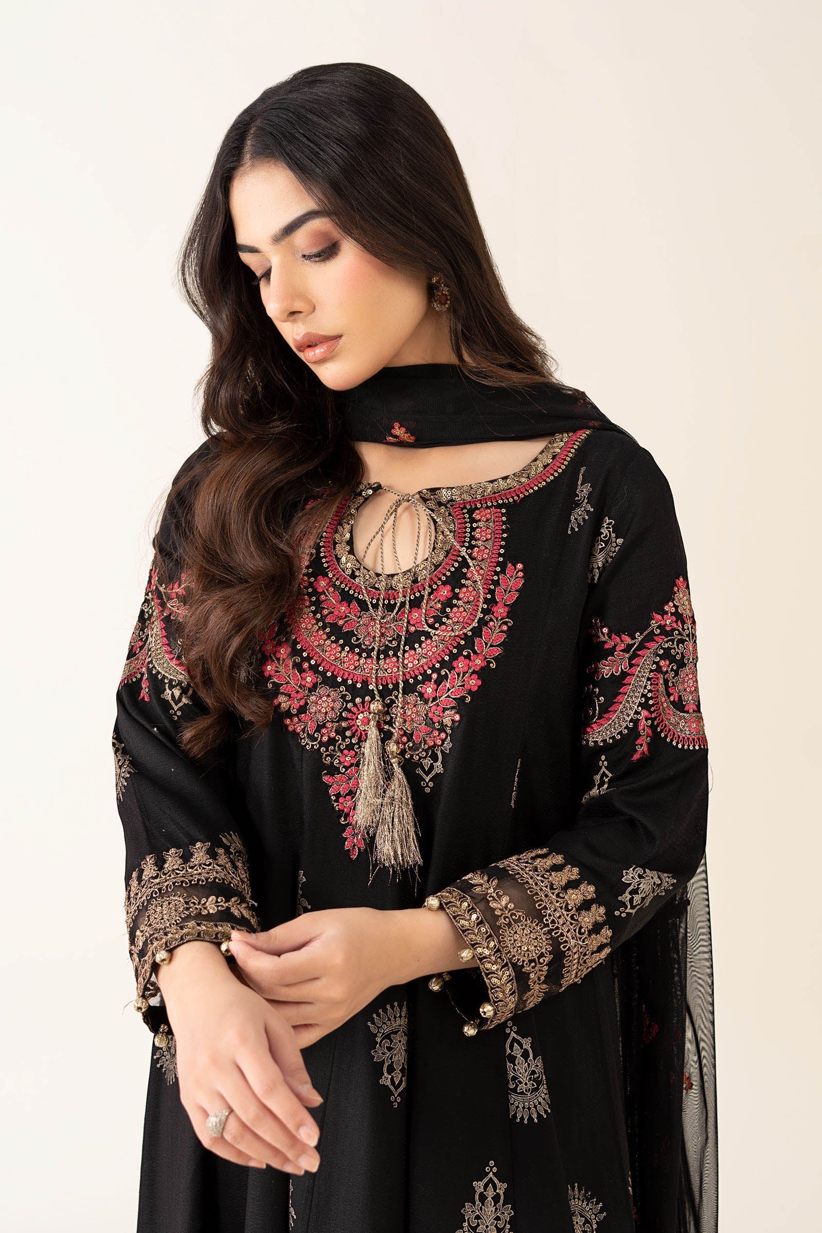 Maria B | Luxury Winter Pret 25 | DW-EF22-13R1-Black - House Of Hania