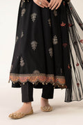 Maria B | Luxury Winter Pret 25 | DW-EF22-13R1-Black - House Of Hania