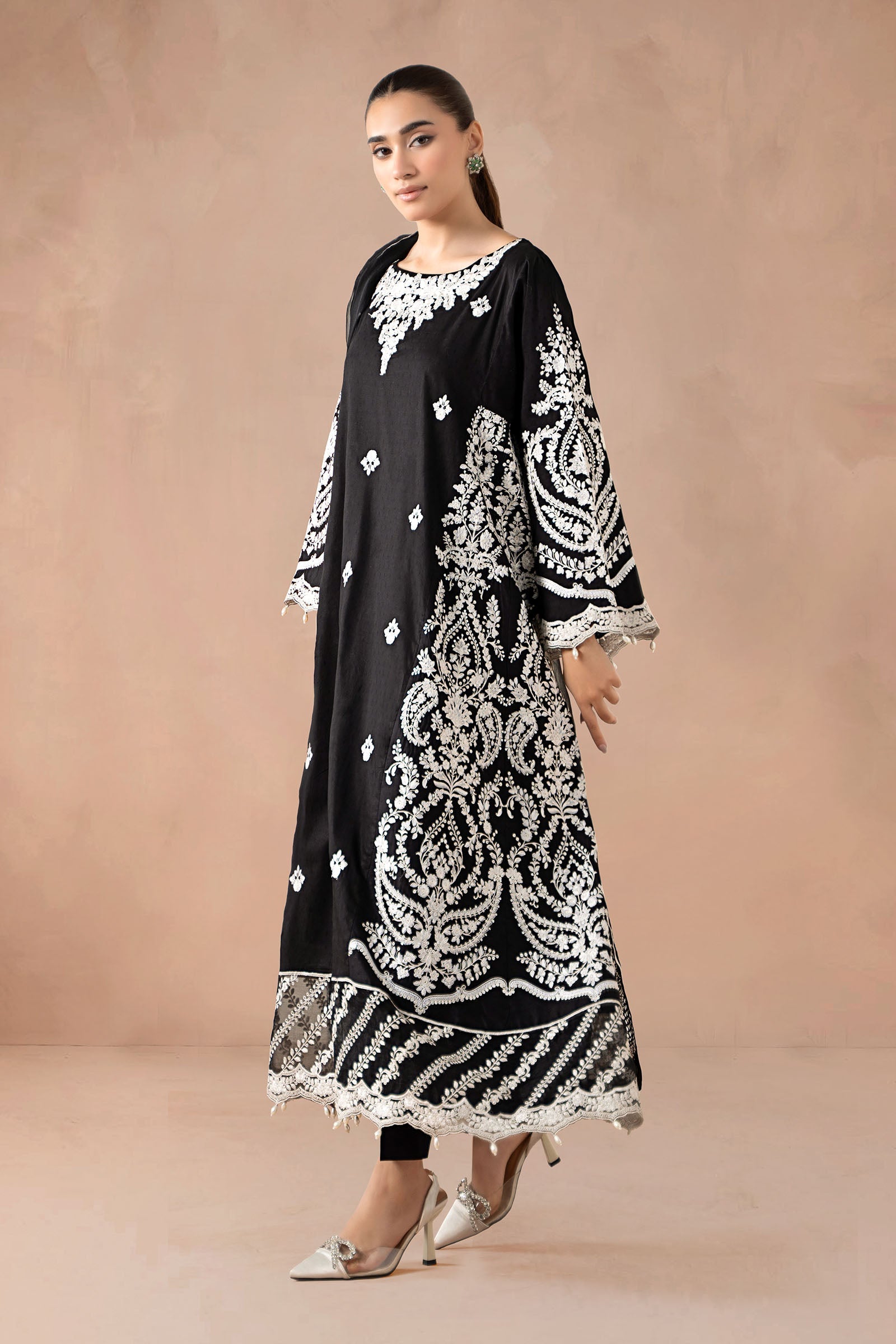 Maria B | Luxury Winter Pret 25 | DW-MN24-04R1-Black - House Of Hania