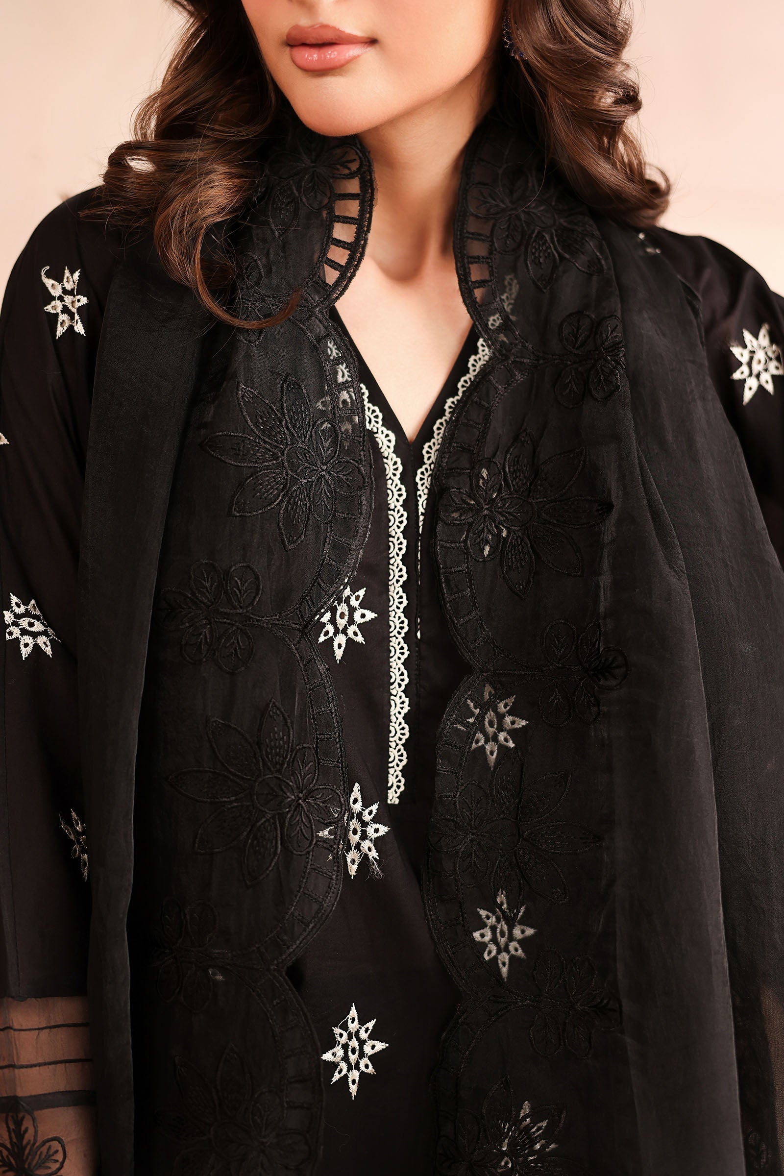 Maria B | Luxury Winter Pret 25 | DW-MN25-01-Black - House Of Hania