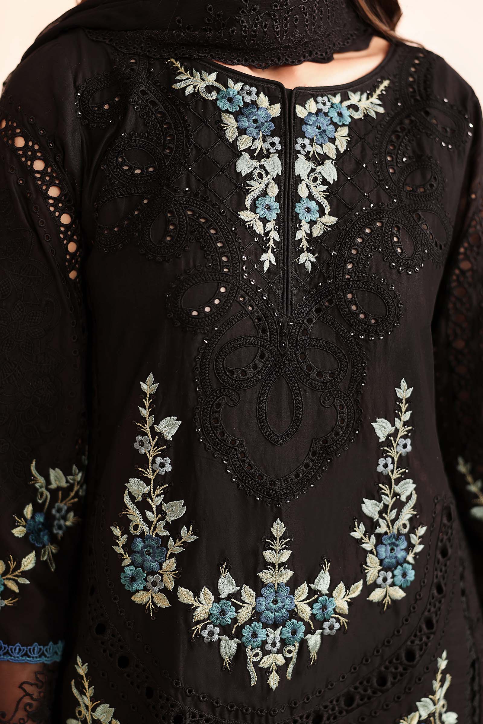 Maria B | Luxury Winter Pret 25 | DW-MN25-08-Black - House Of Hania