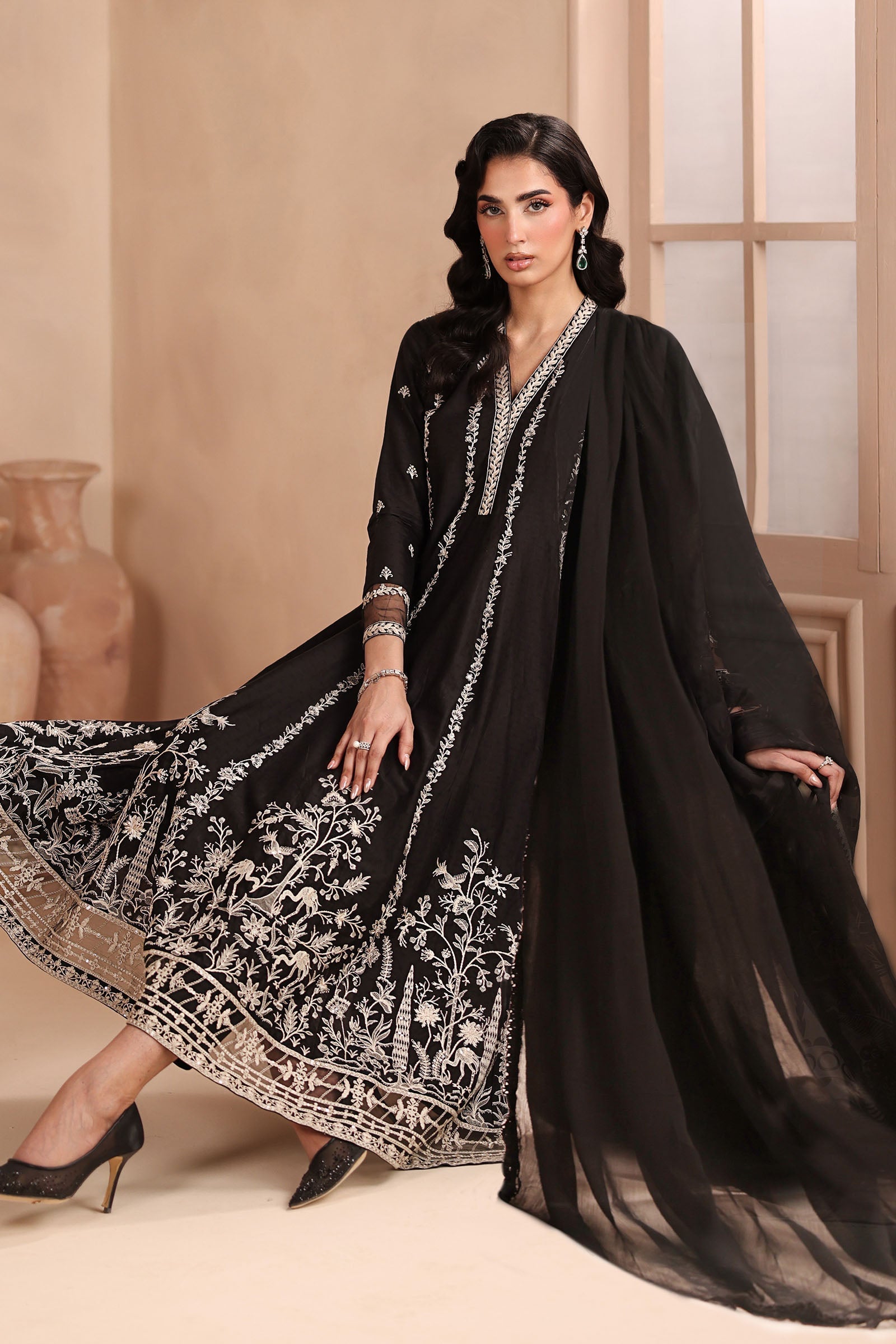 Maria B | Luxury Winter Pret 25 | DW-MN25-09-Black - House Of Hania