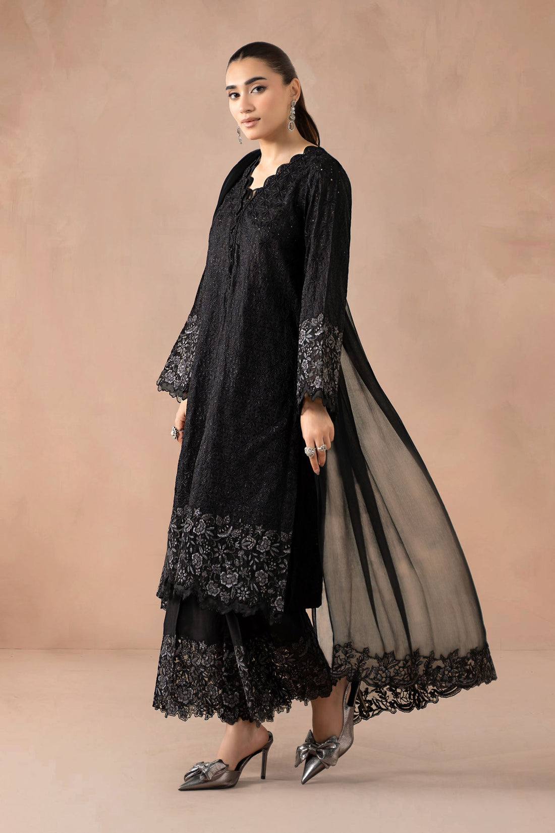 Maria B | Luxury Winter Pret 25 | DW-MN25-11-Black - House Of Hania