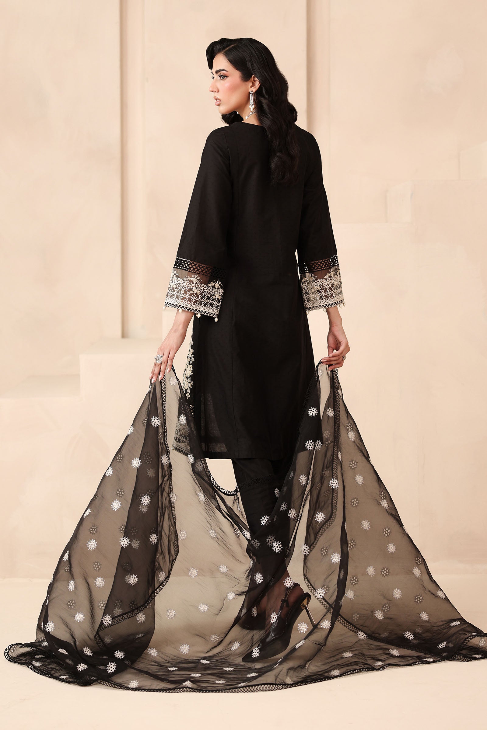 Maria B | Luxury Winter Pret 25 | DW-MN25-13-Black - House Of Hania