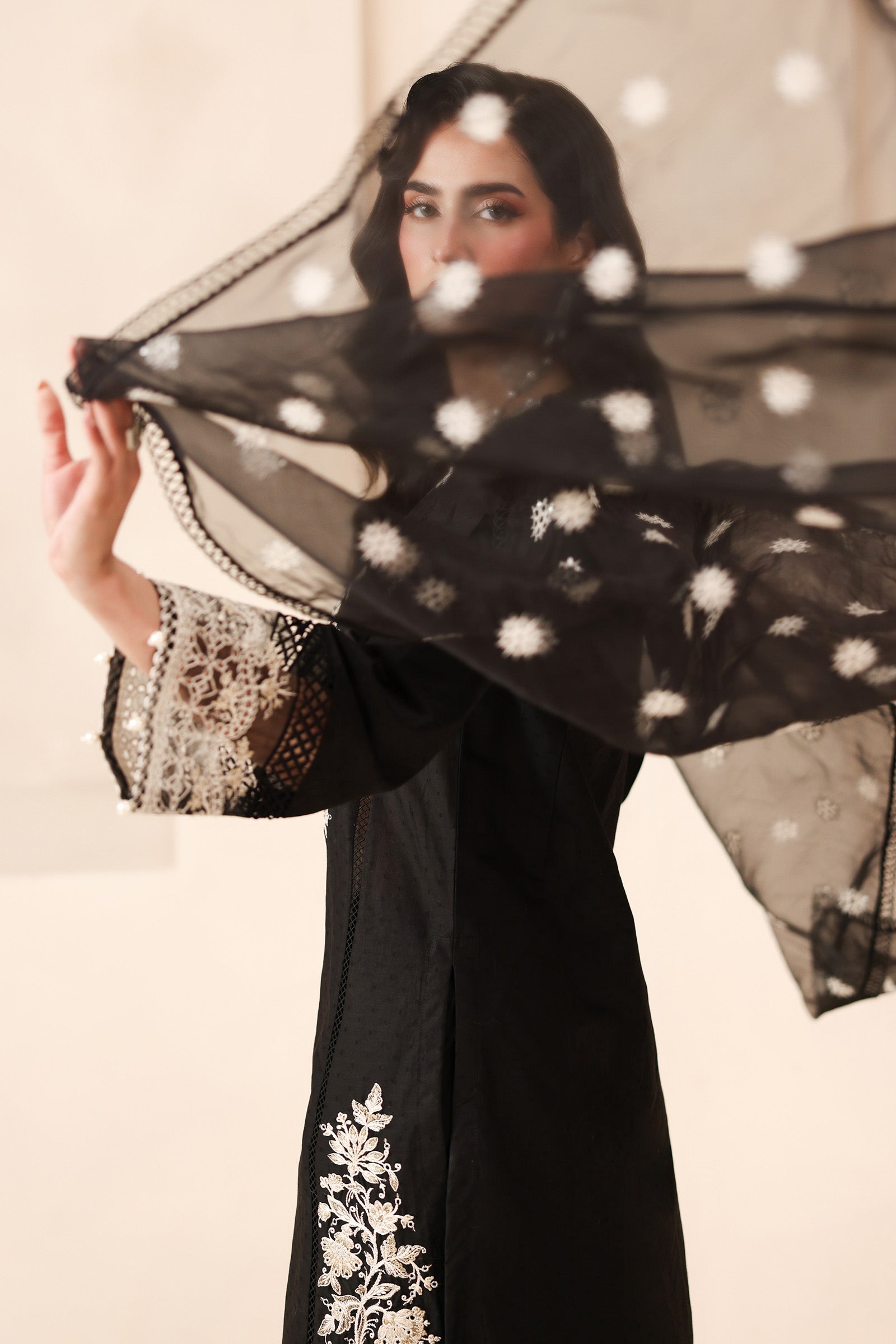 Maria B | Luxury Winter Pret 25 | DW-MN25-13-Black - House Of Hania