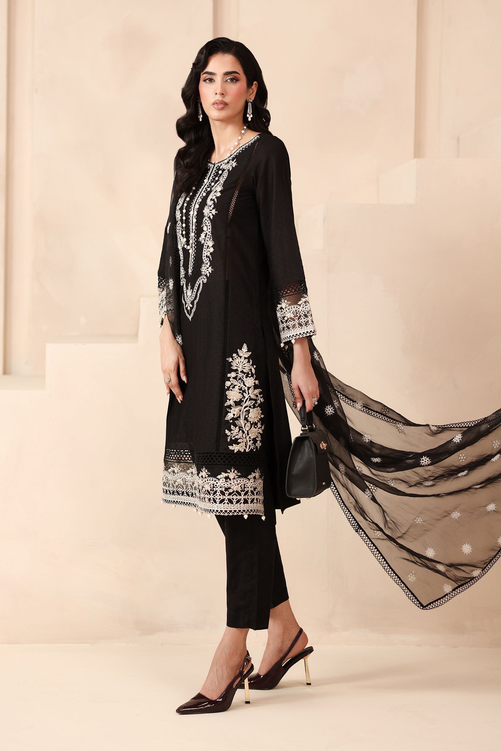 Maria B | Luxury Winter Pret 25 | DW-MN25-13-Black - House Of Hania