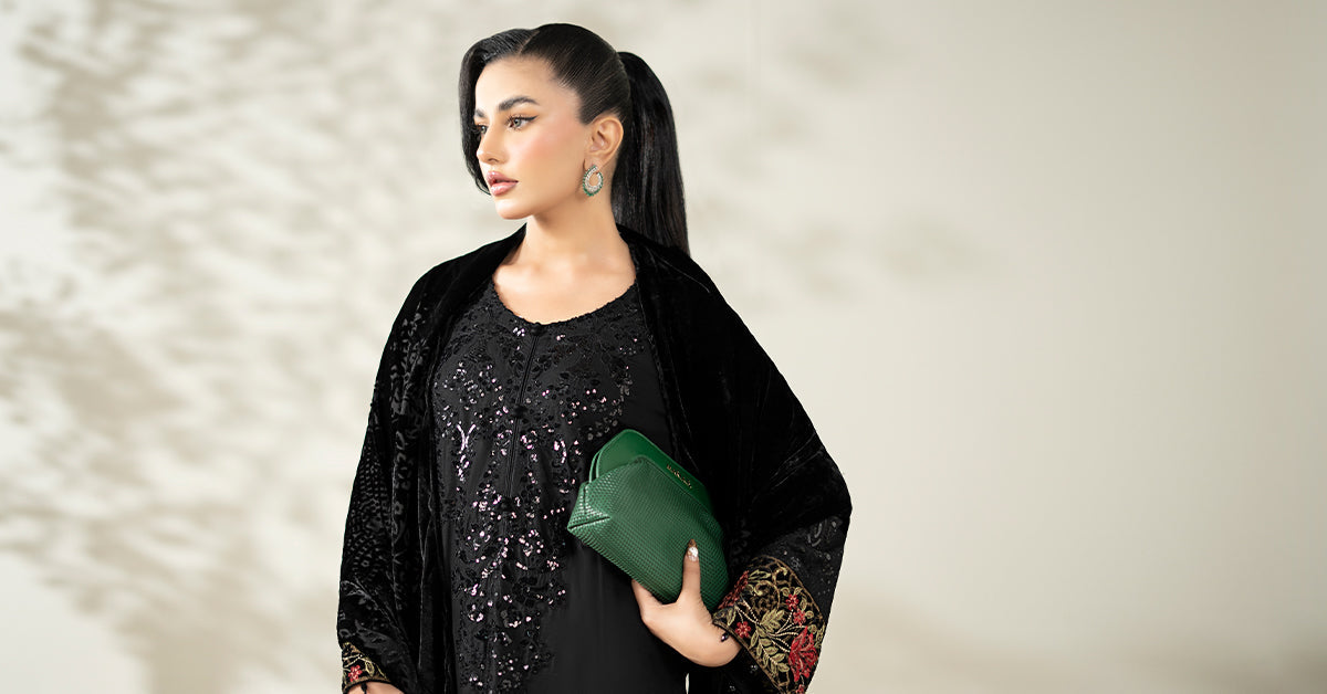 Maria B | Luxury Winter Pret 25 | DW-W25-20-Black - House Of Hania