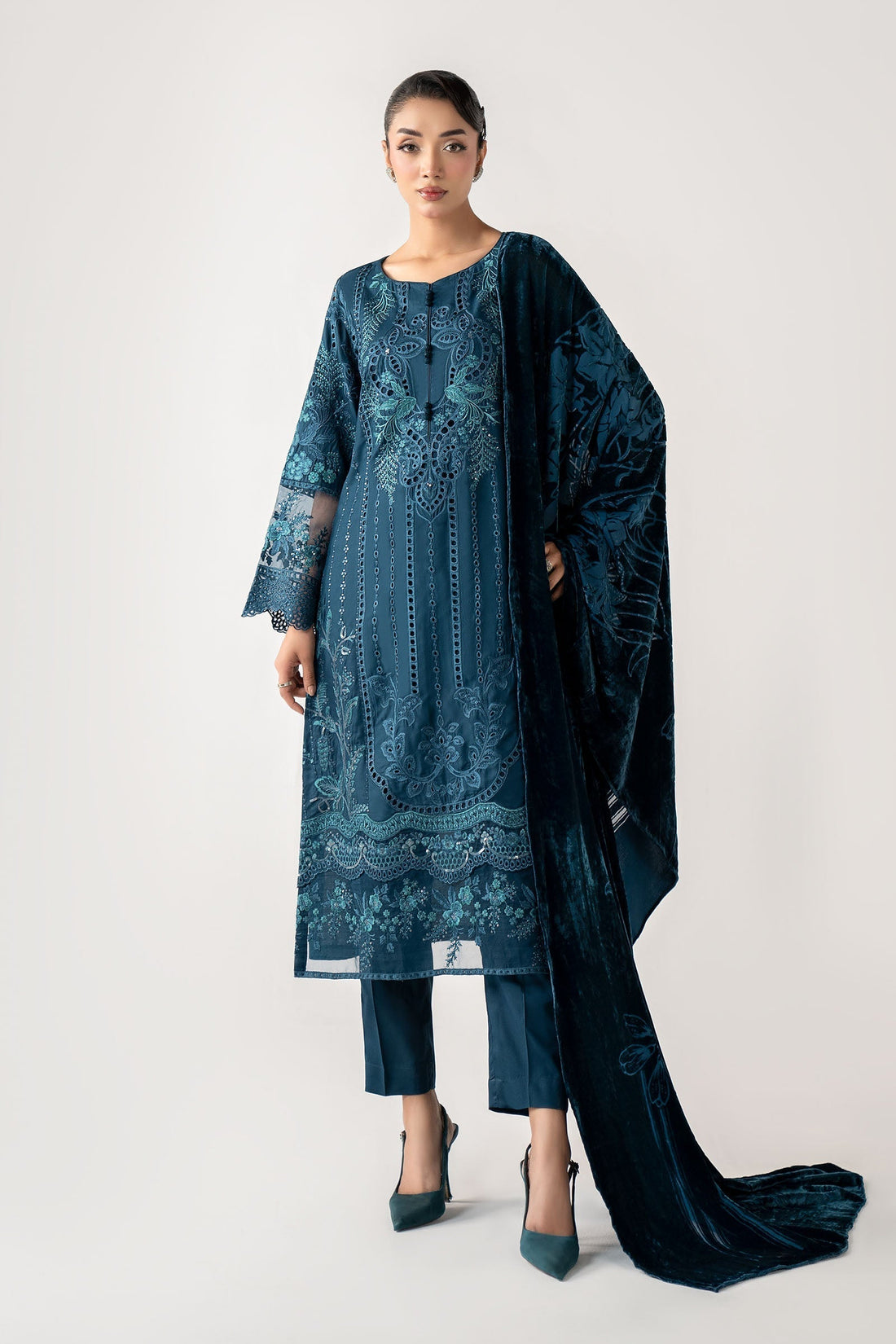 Maria B | Luxury Winter Pret 25 | DW-W25-24-Teal - House Of Hania